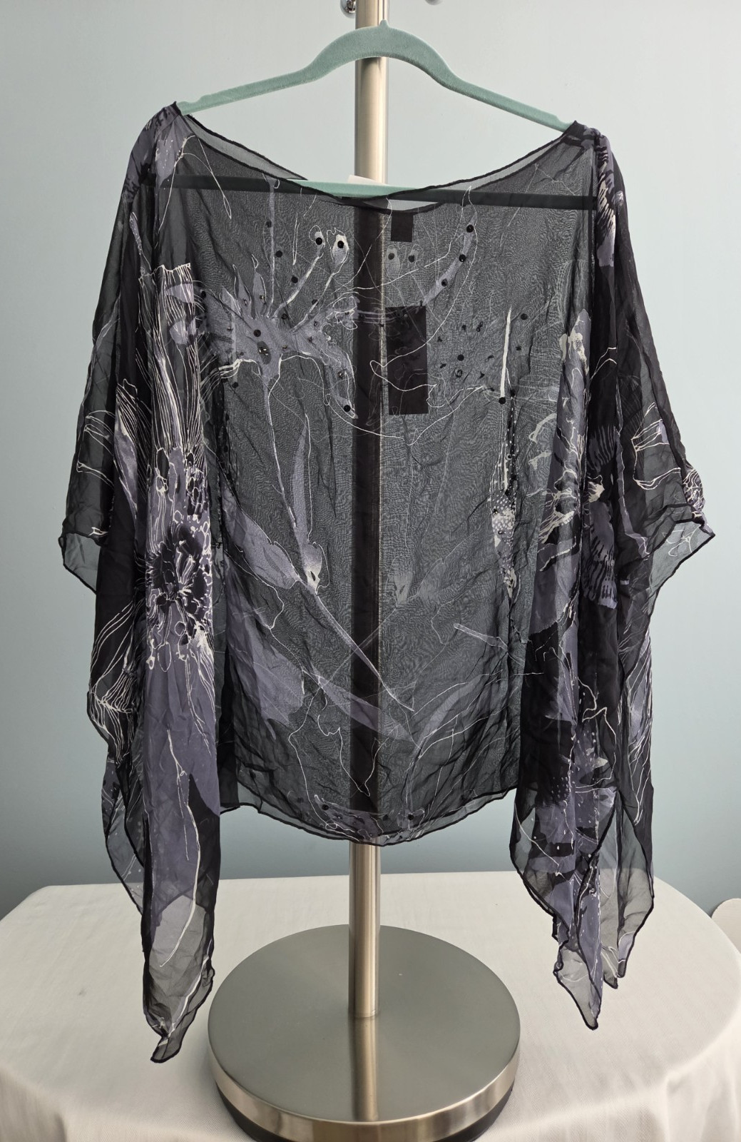 Chico’s Women’s Silk Poncho night Flower NOSZ long sleeve blouse b21