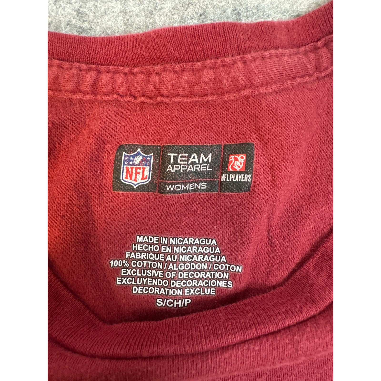 NFL Team Player cotten t shirt Griffen III from Washington Redskins women’s Sm
