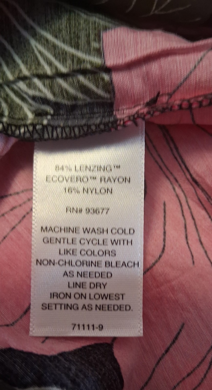 Liz Claiborne NWT Women’s Sleeveless Top Multi Floral Sz. M
