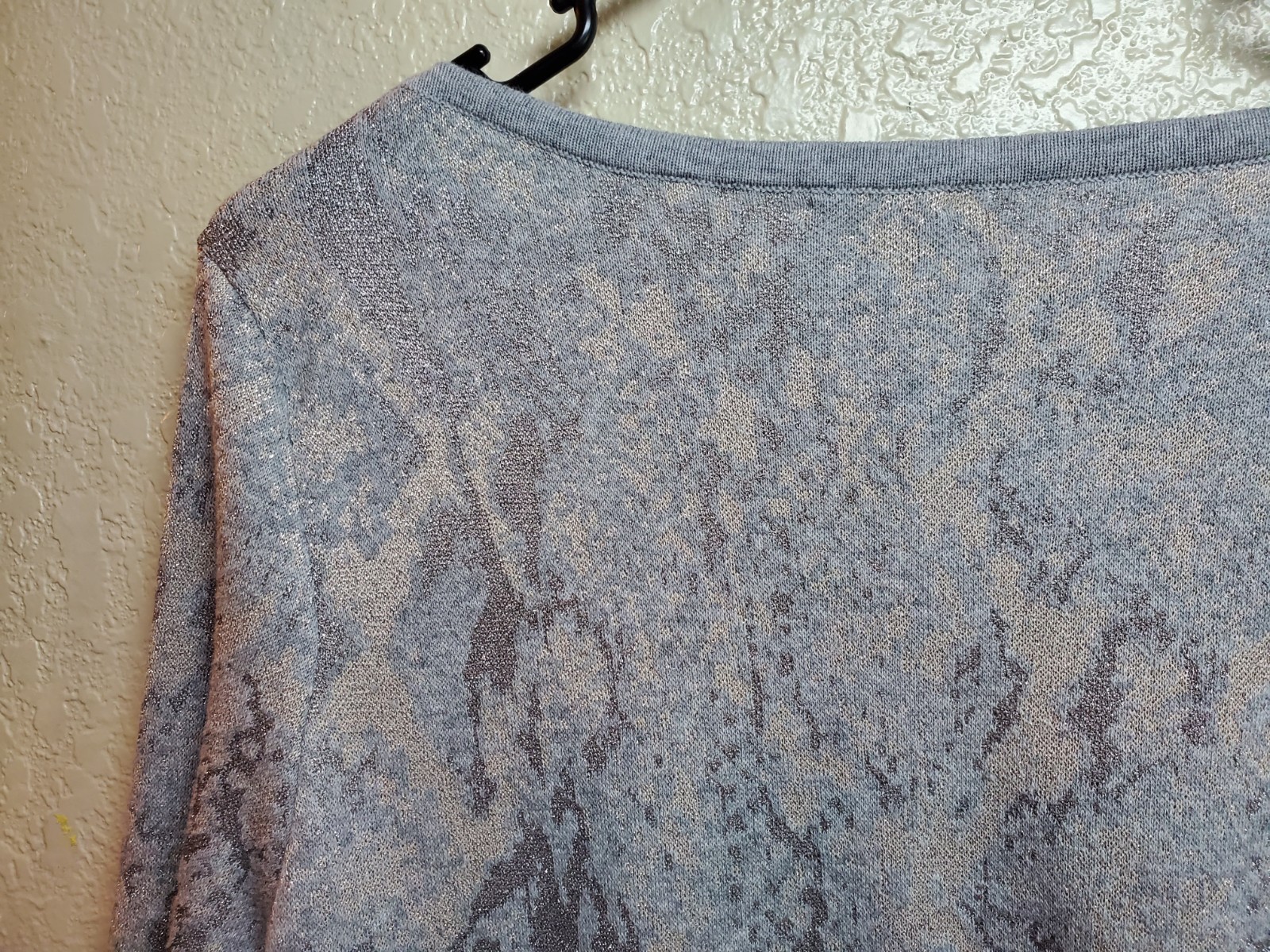 Chicos top, Size 2 Large Gray W/ silver & Gold Metallic Thread Accent