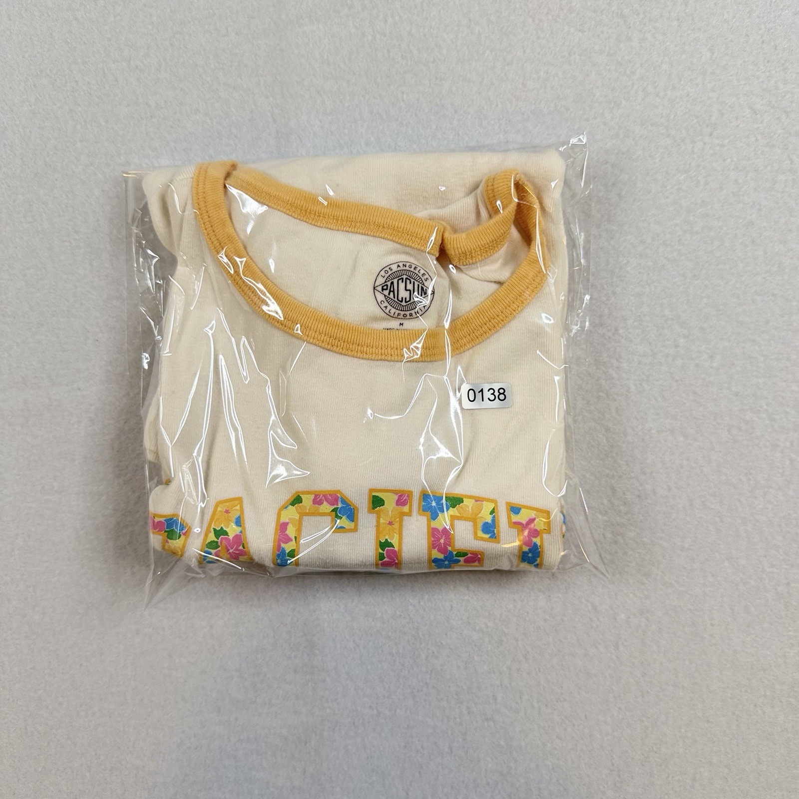 PacSun Women’s Cream Graphic Print Crew Neck Short Sleeve Cotton Knit Tee M
