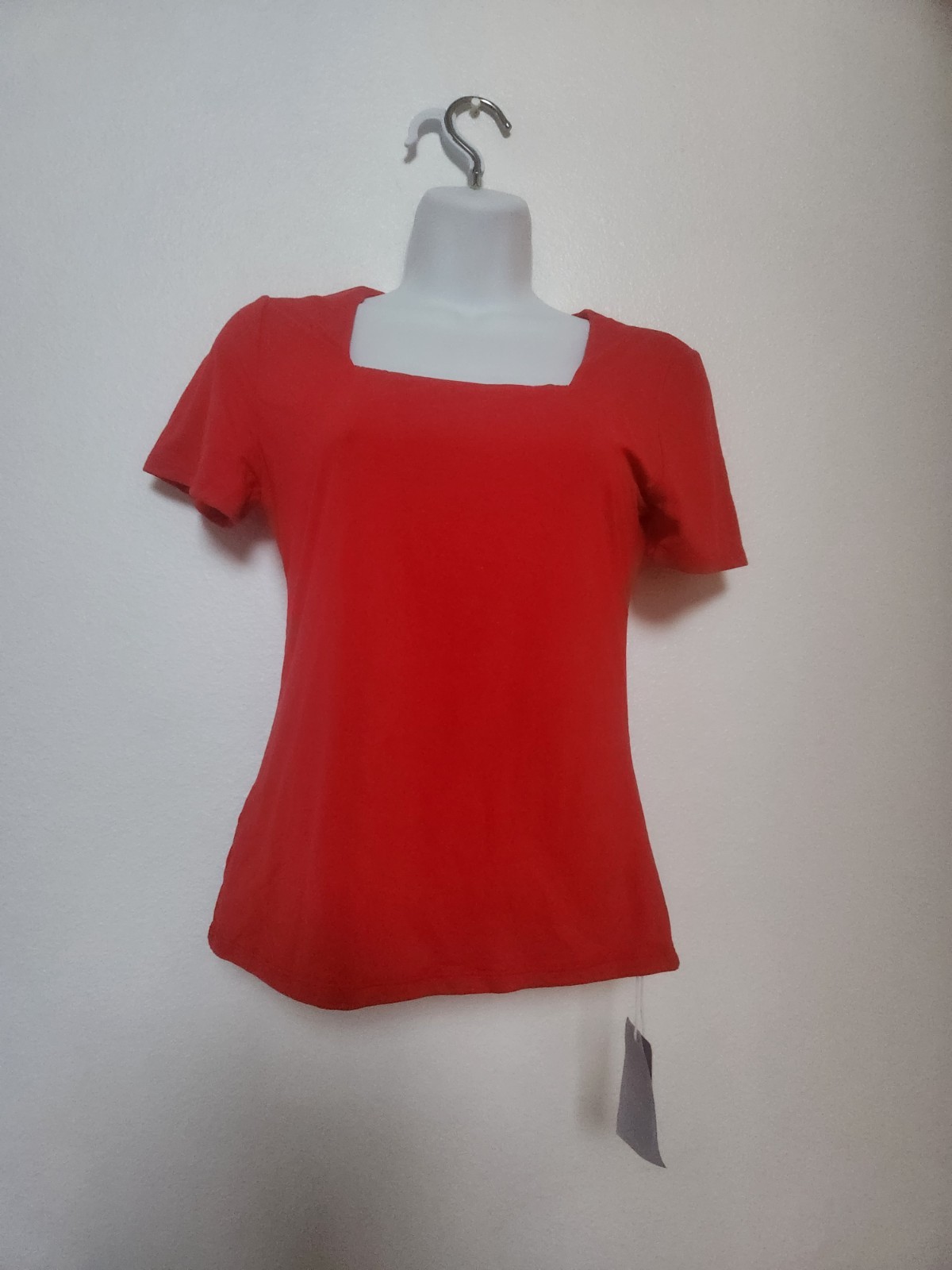 Women’s red MANGOPOP Square-Neck Top Size M NWOT
