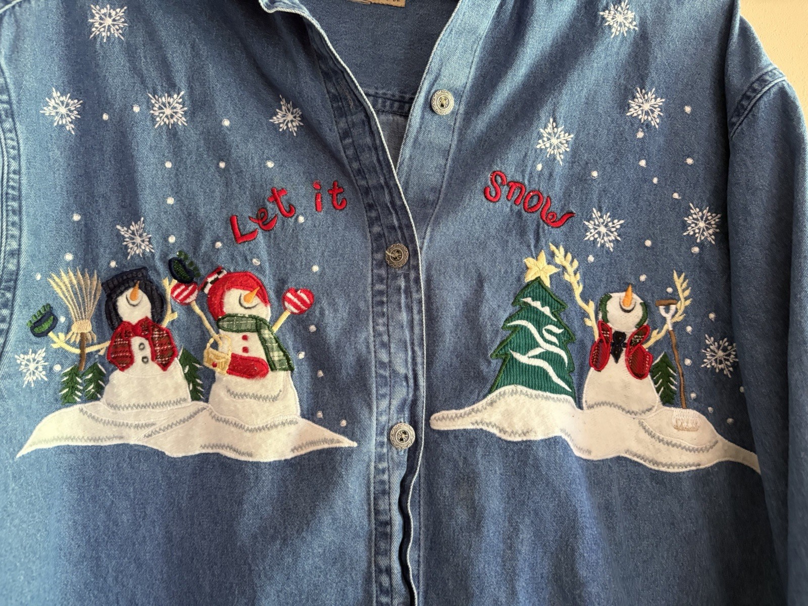 Vtg Tantrums Long Sleeve Button Up Denim Shirt Snowmen Size XL Winter Christmas