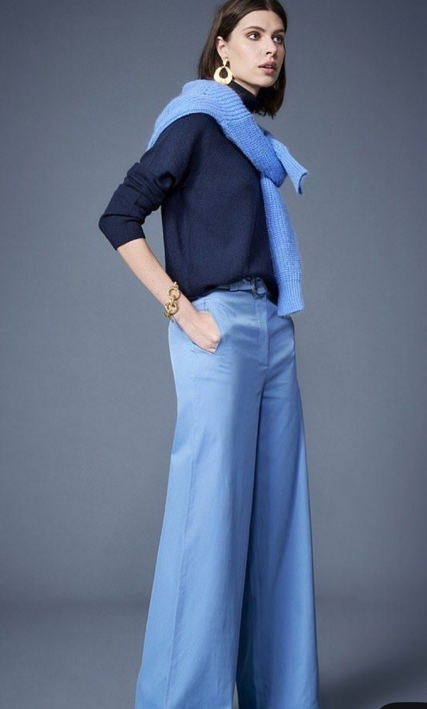 100% Silk Crepe Blouse Blue Button Front Women Size L Matte Lightweight