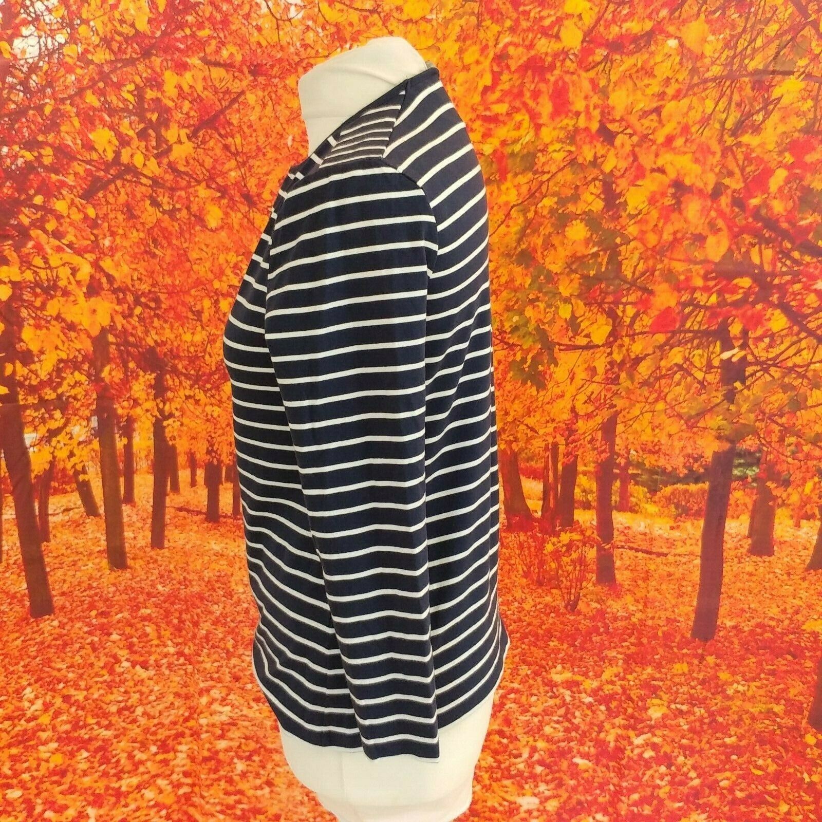Jaeger blue white 95% cotton 5% elastane long sleeve top. UK women’s size XS