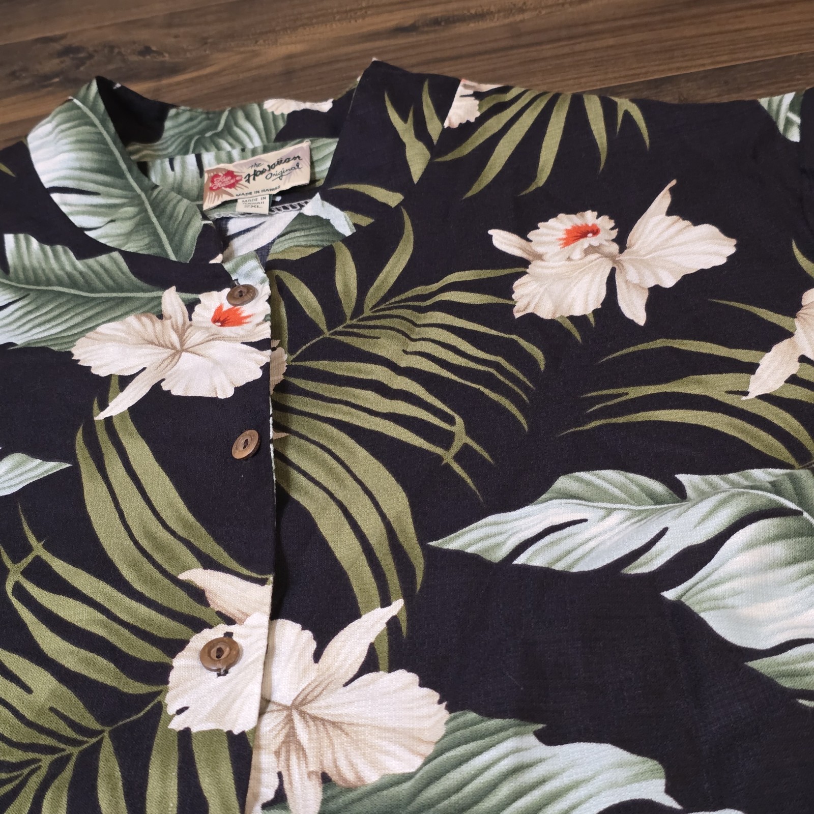 Hilo Hattie Hawaiian Orchid Palm Tree Blouse 2XL Black White Tropical Aloha
