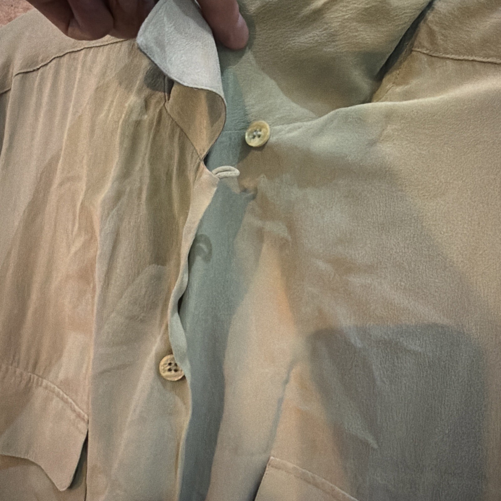 Vintage Y2K Alexandria L Minimalist 100% Silk Button Up Collar Blouse Sage Green