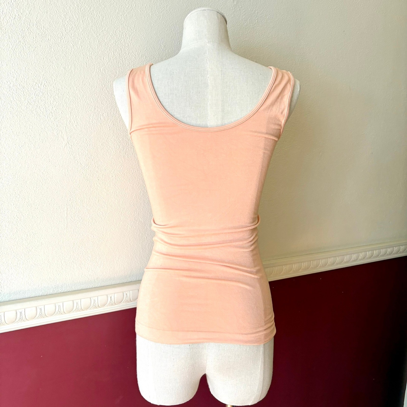 Elietian Reversible Seamless Tank Top Bellini Scoop V-Neck OS Stretch 22.5 Long