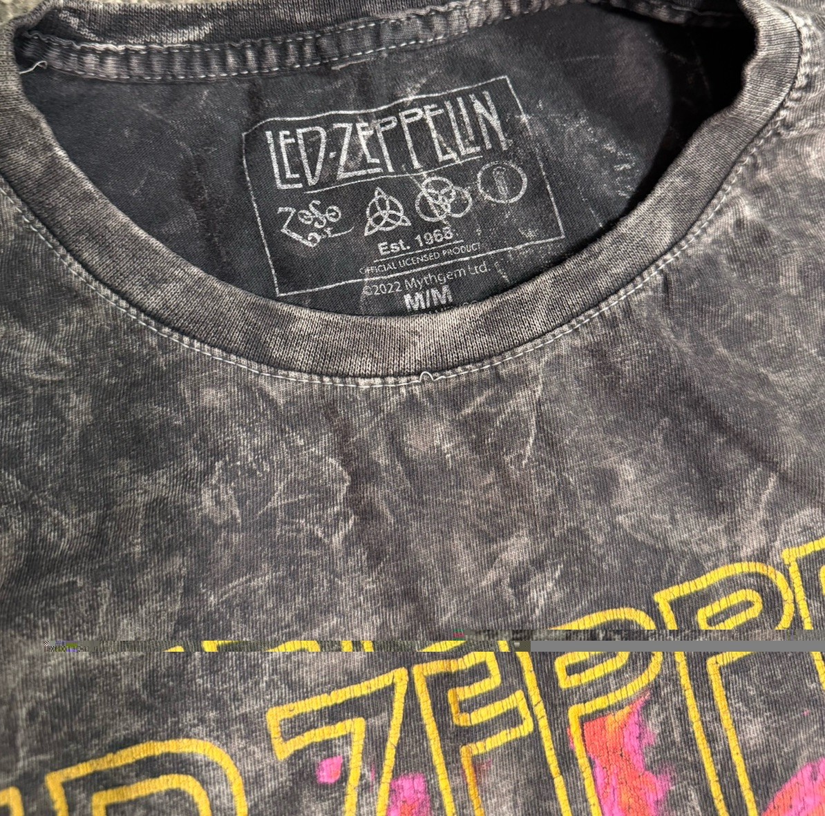 Led Zeppelin Graphic Band T-Shirt USA 1977 Acid Wash Black Pink Yellow Unisex M