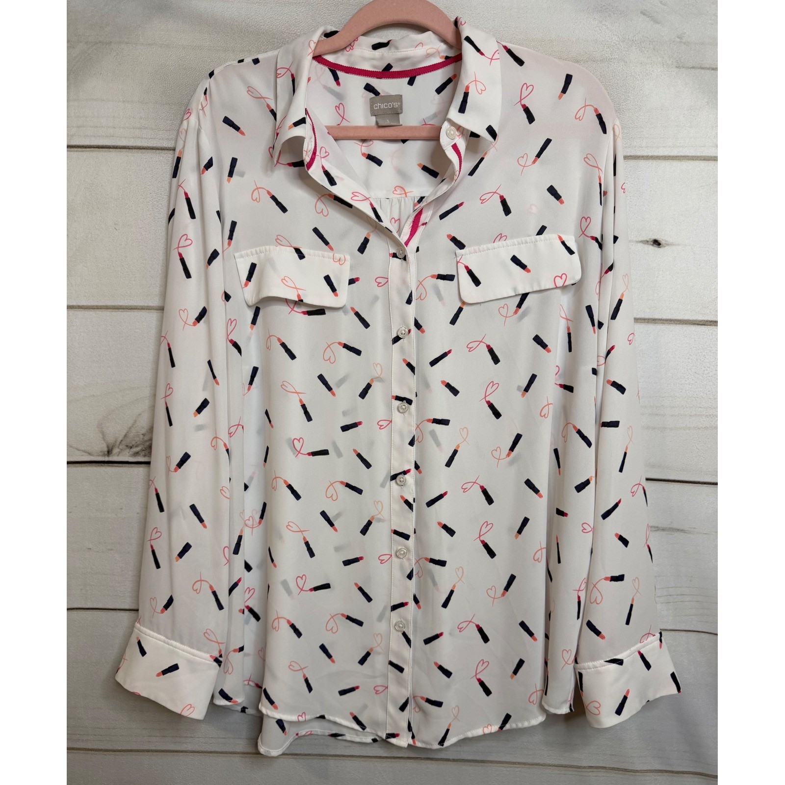 Chicos Lipstick Heart Print Button Down Shirt White Long Sleeve Size 3 XL 16/18
