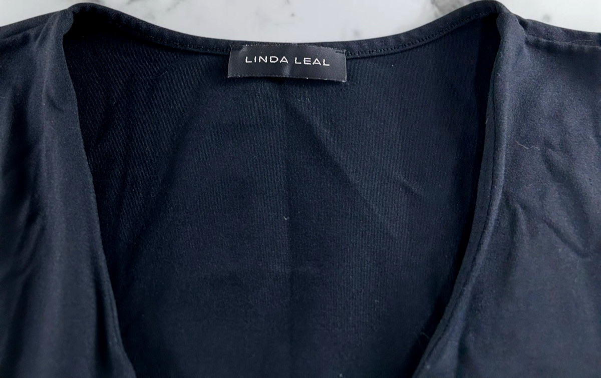 Linda Leal Black Cami V-Neck Top Sz Large Stretch Sleeveless Blouse Layering