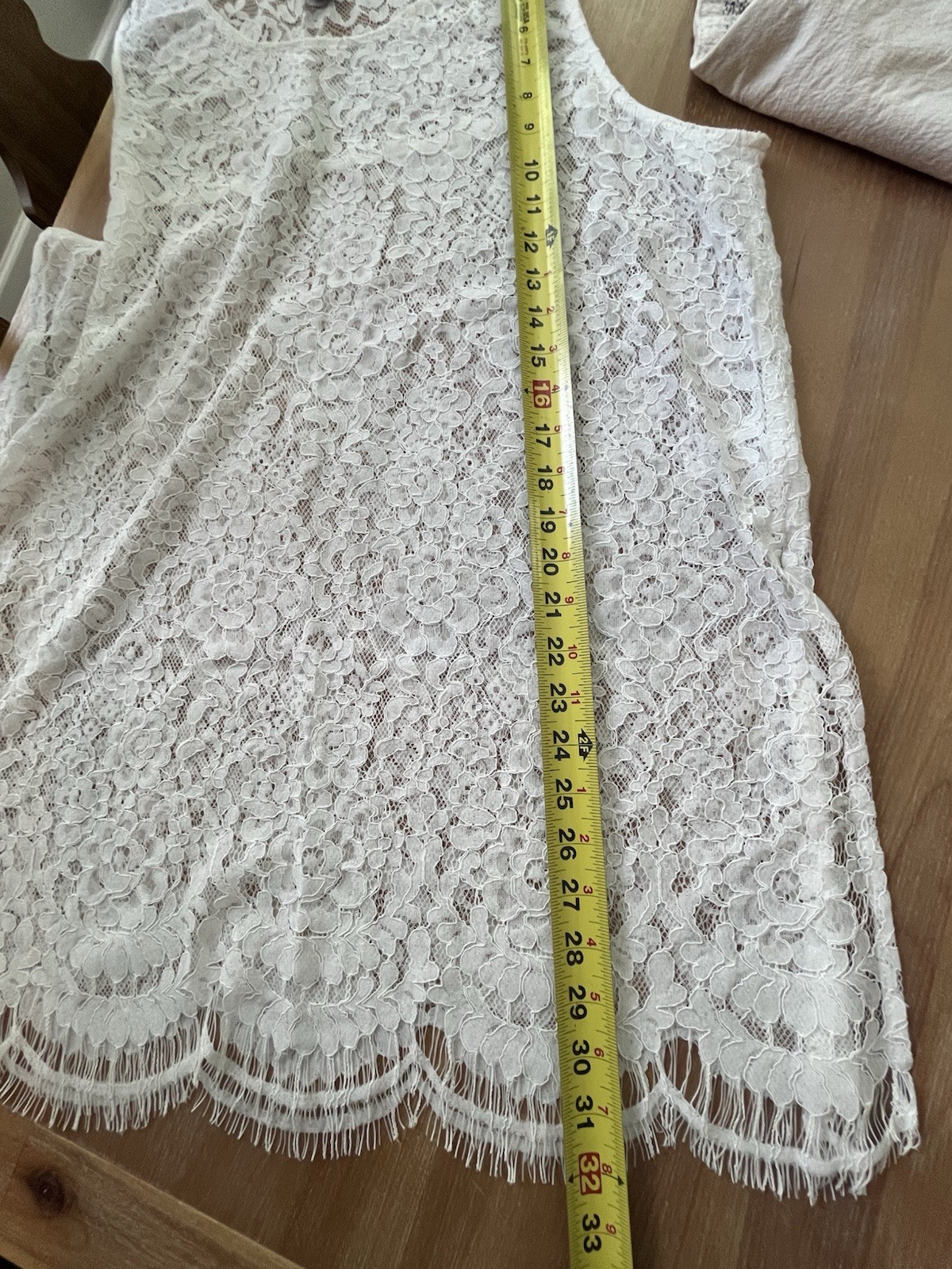 Karen Kane Women’s XL Lace Tank Top Off White Sheer Side Slits Eyelash Hem