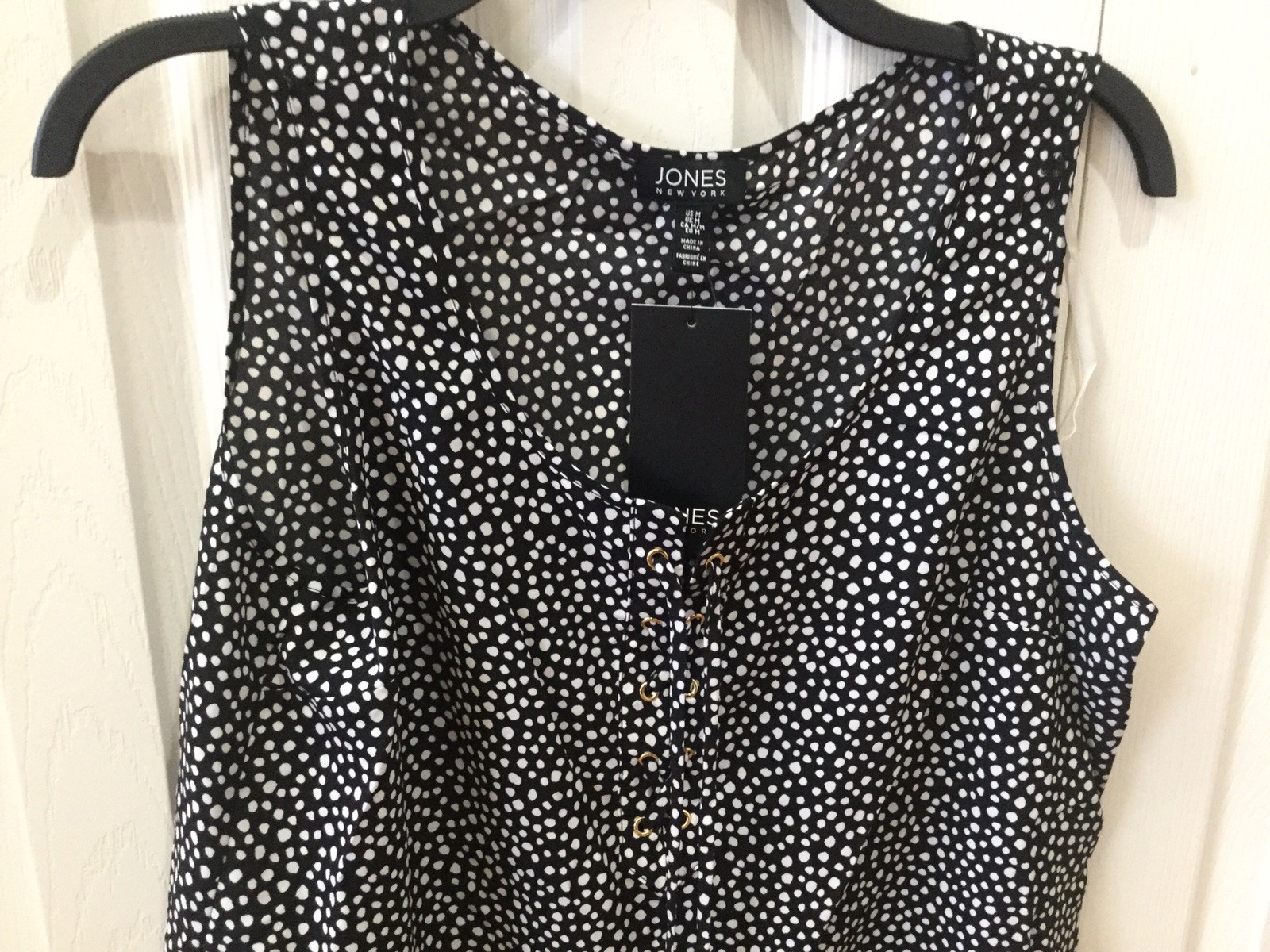 NWT Jones New York Sleeveless BLACK Polka Dot Blouse Top Drawstring Sz M New