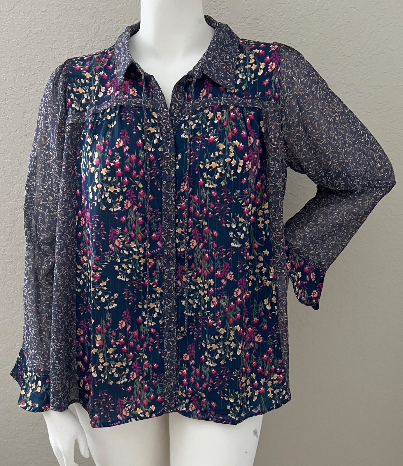 Umgee USA Floral Metallic Thread Long Sleeve Blouse Top Navy Plus XL 1XL 2XL New