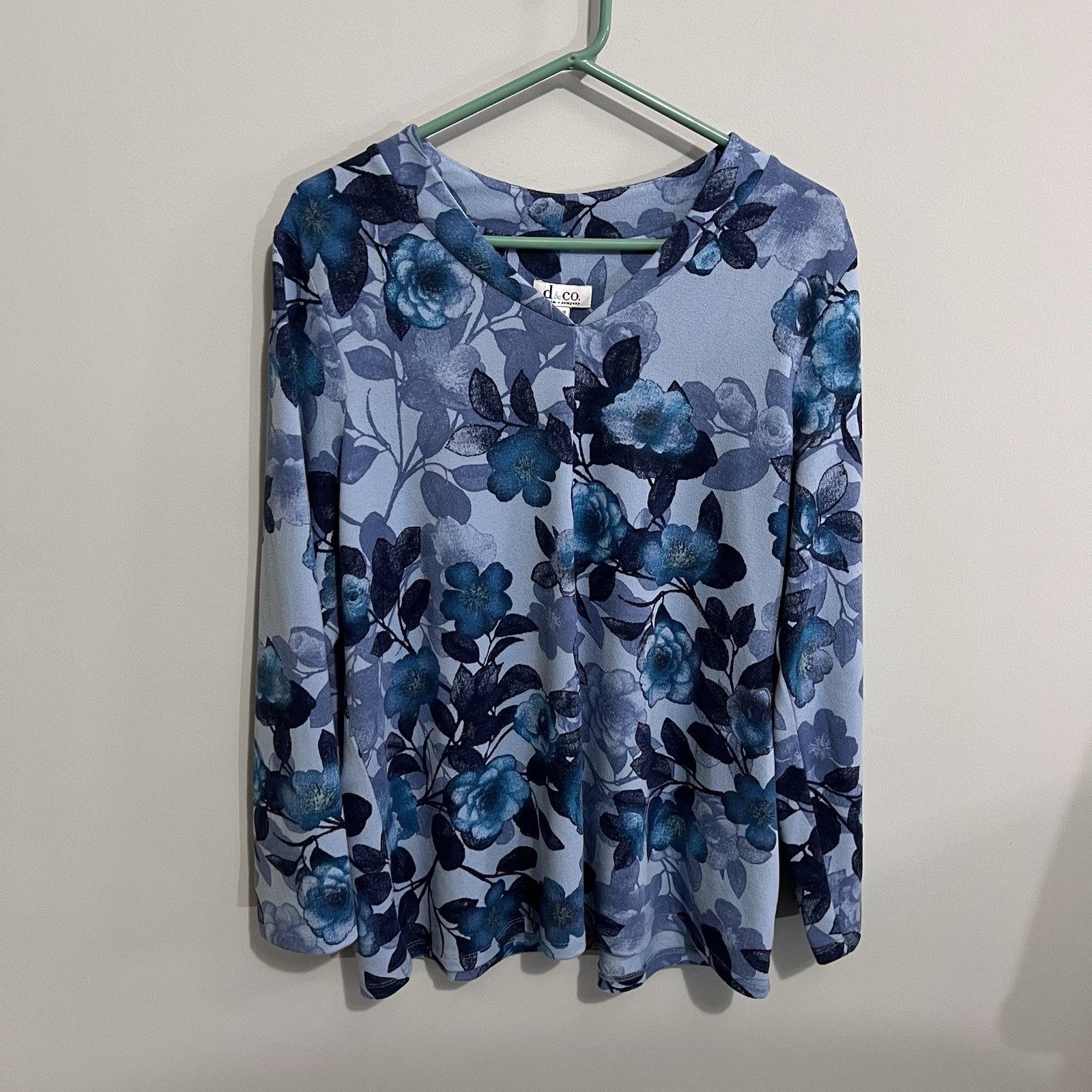 Denim & Co. Size 1X Blue Floral Printed Brushed Heavenly Jersey Top