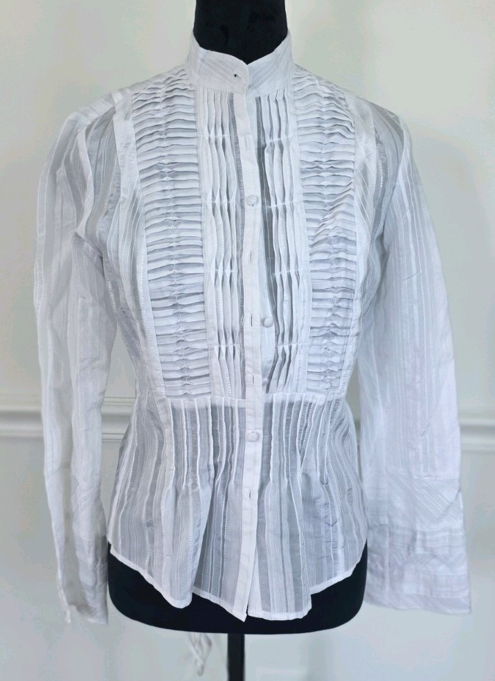August Silk Women’s Size 4 White Sheer Pintuck Pleated Button Front Blouse NWT