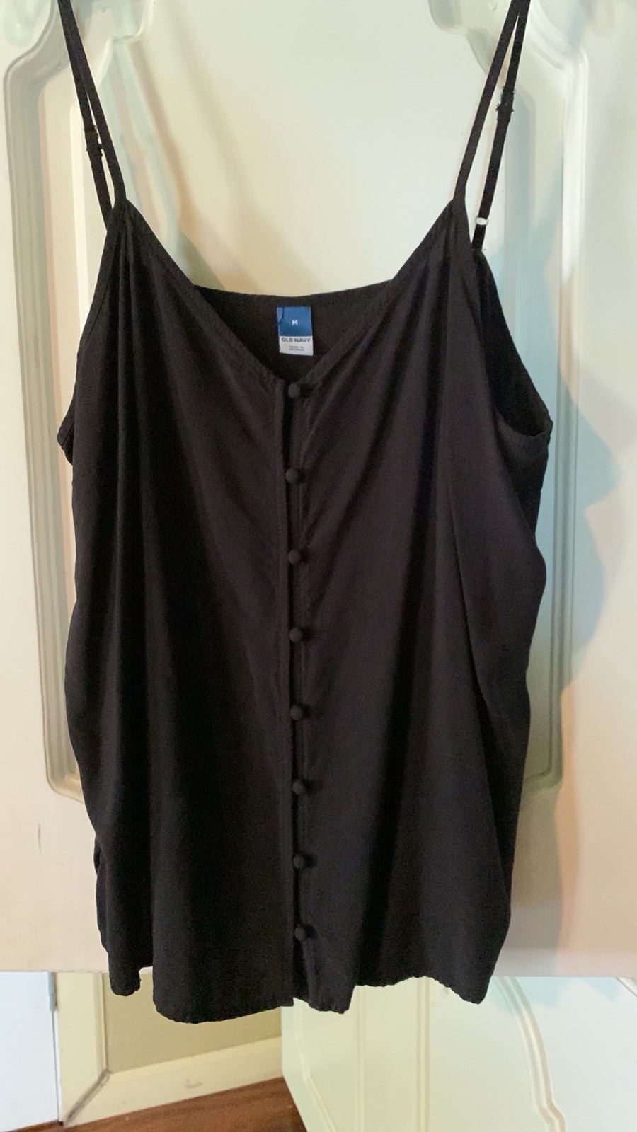 Old Navy Women’s Black Solid Button-Front V-Neck Cami Tank Top Size M Regular