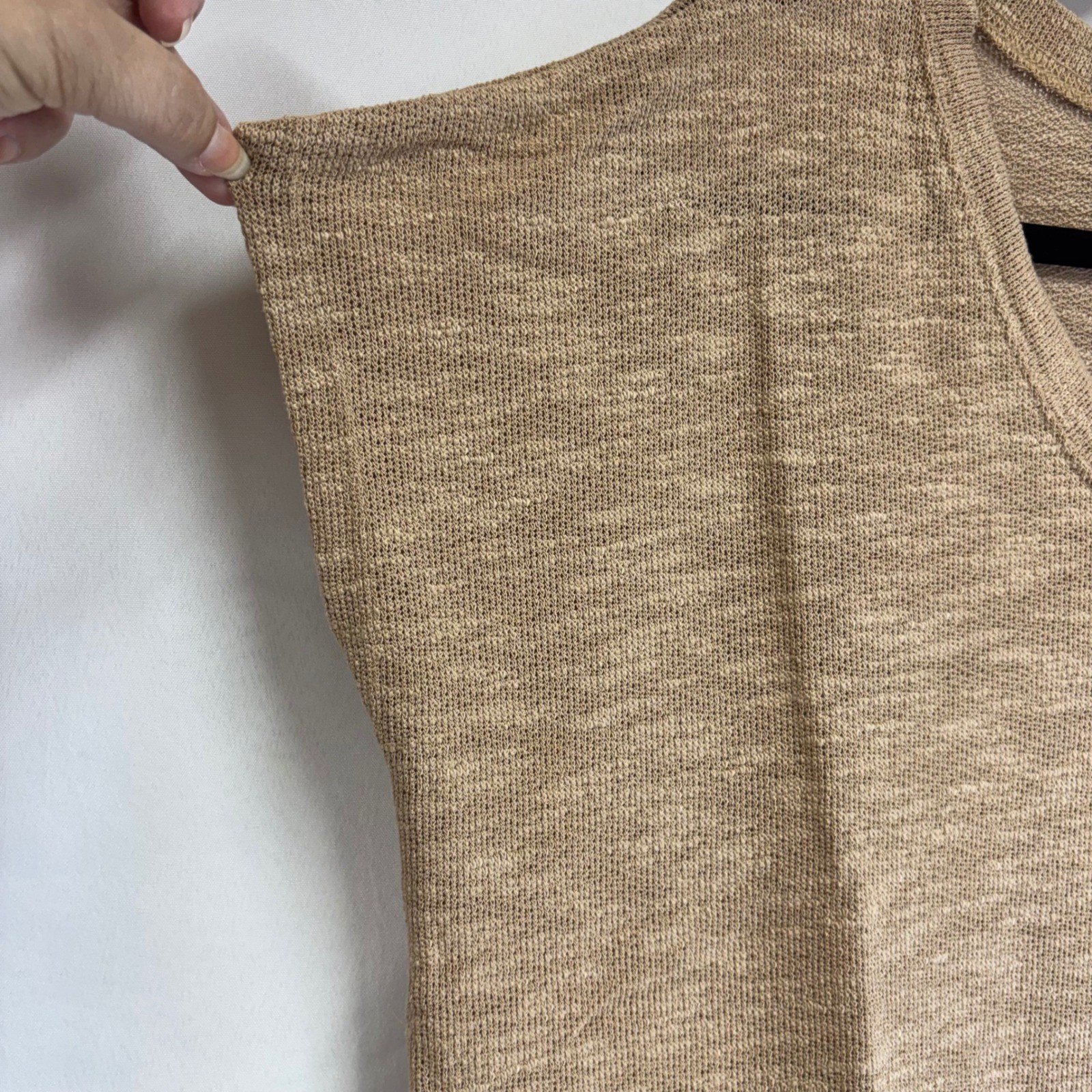 Zenana Tan Marl V-Neck Lightweight Knit Boxy Short Sleeve Top Cropped Small NWOT