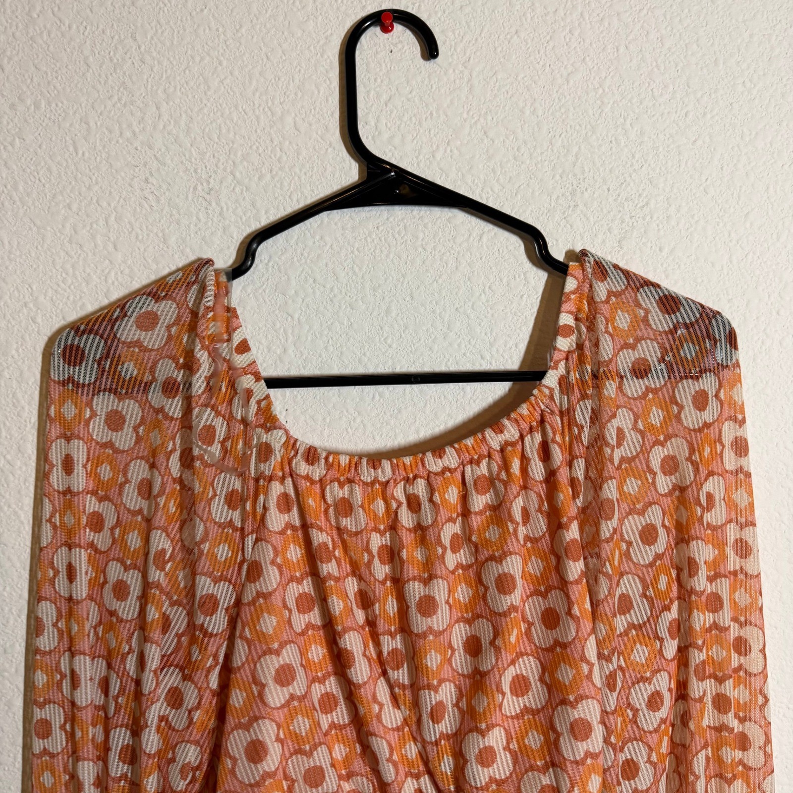 Madden NYC Orange Floral Print Long Sleeve Crop Top Sweetheart Neckline Large