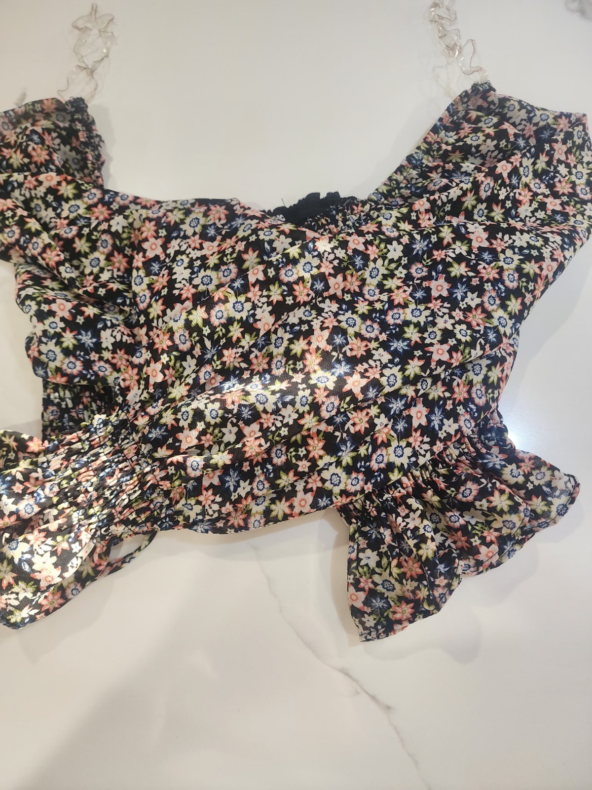 Fashion Nova Black Floral Long-sleeve Smocked Crop Top Size Large