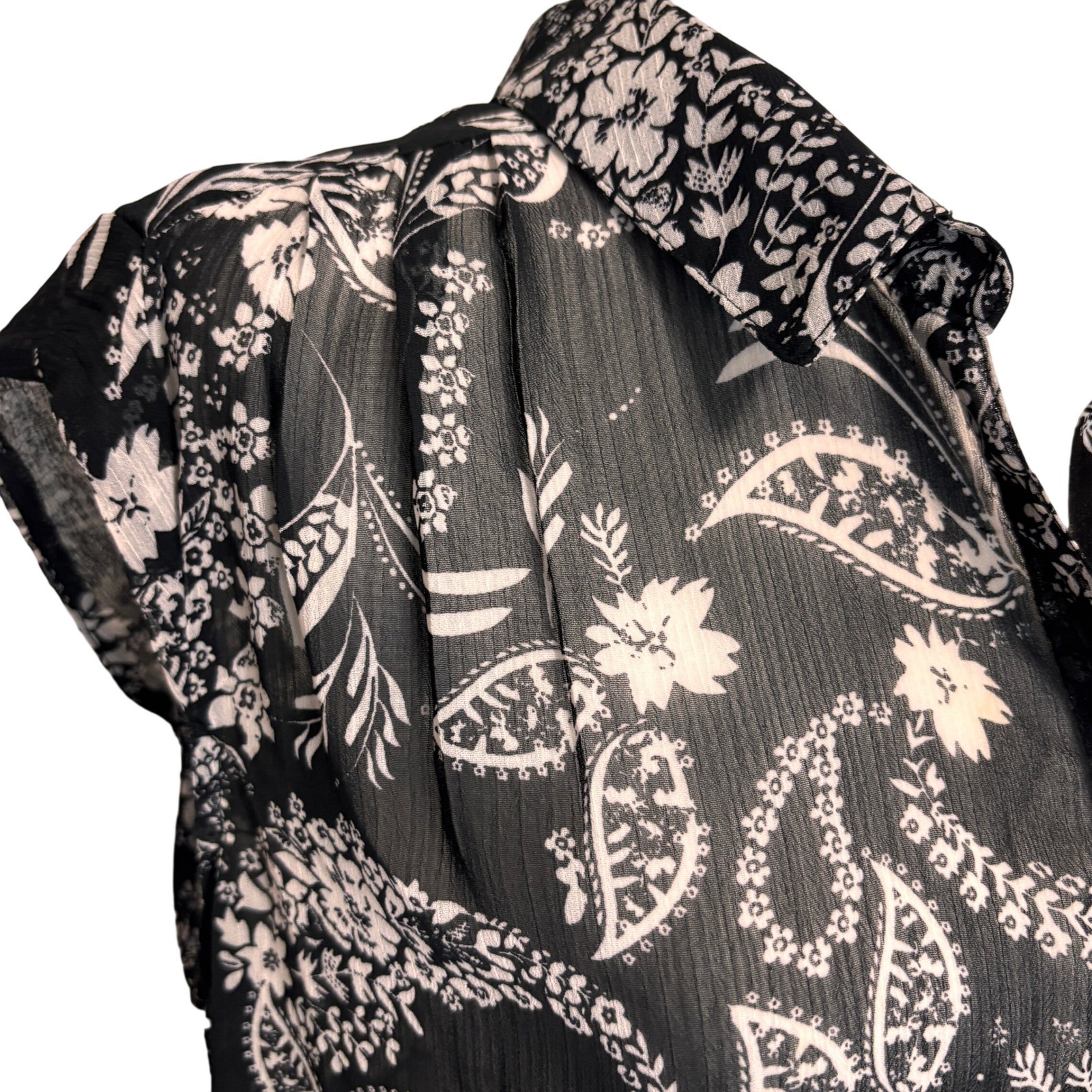 Roz & Ali Blouse Black White Floral Paisley Sheer Chiffon Button Up Career Large