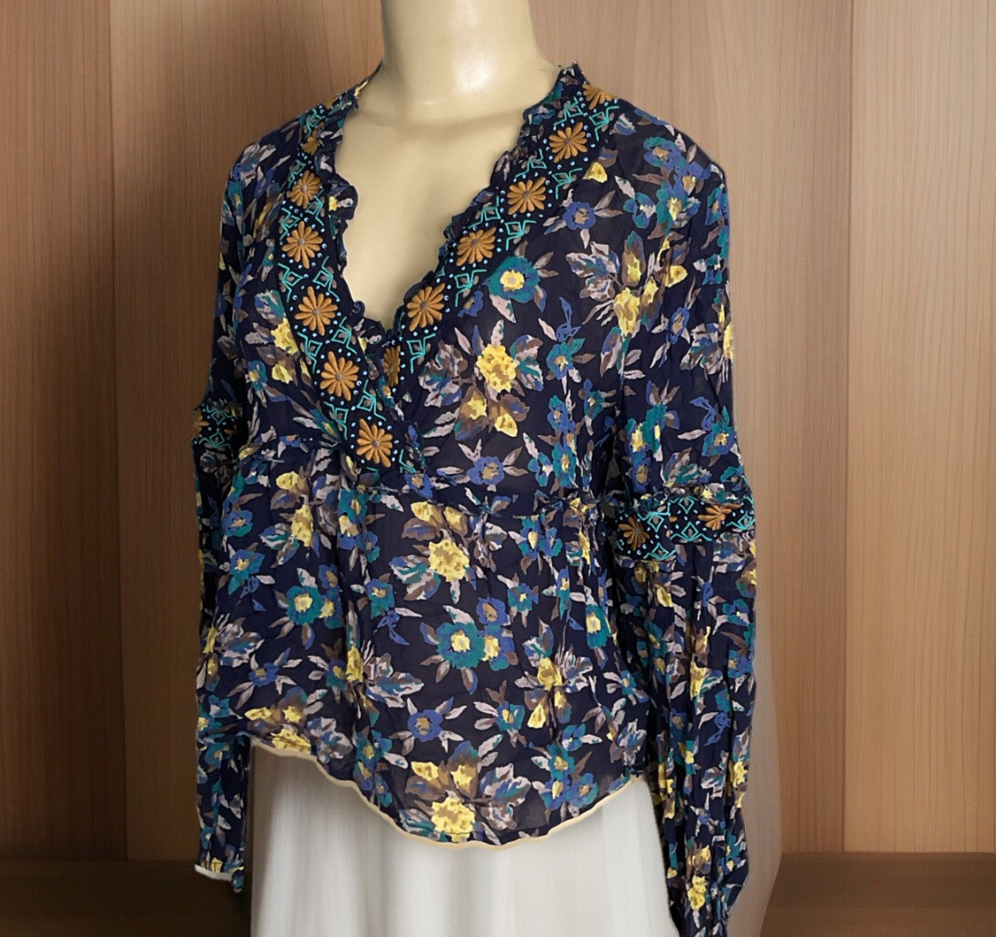 Meadow Rue by Anthropologie Top Women Sz S Blouse Navy Floral Sheer Embroidered