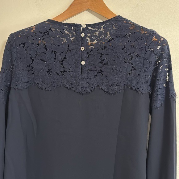 Lulu’s Women’s Picture This Lace Round Neck Long Sleeve Blouse Navy size S