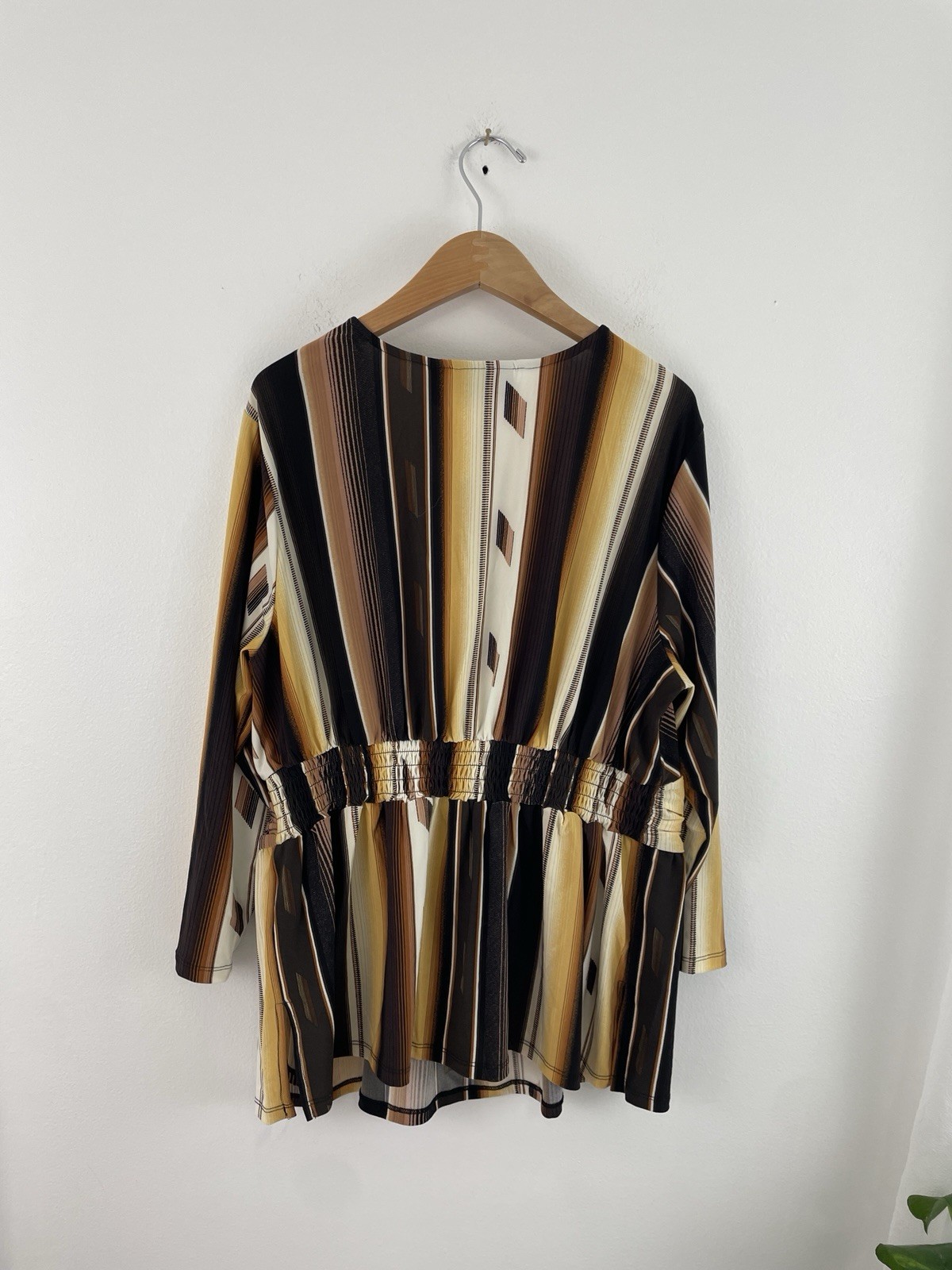 Attitudes By Renee XL Brown Yellow Long Sleeve V Neck Blouse Top Women’s XL new