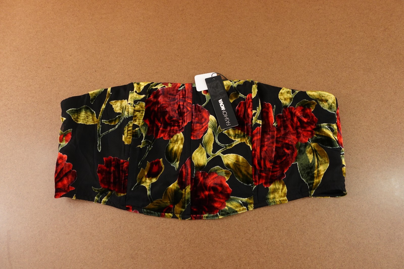 Fashion Nova Womens 1X Black Red Floral Velvet Strapless Cropped Top NWT
