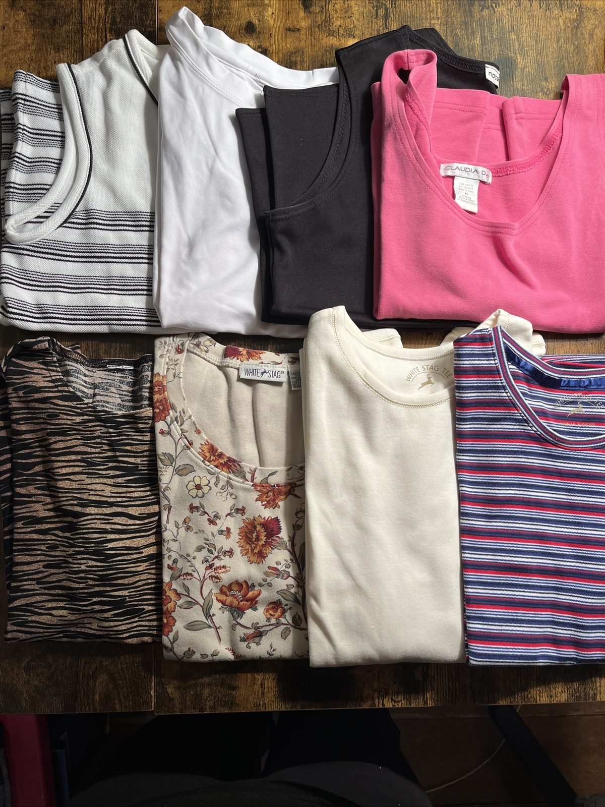 8 Pc Lot Woman’s Mix Shirts, Mix Colors & Brands All Tops Sz Medium White Stag