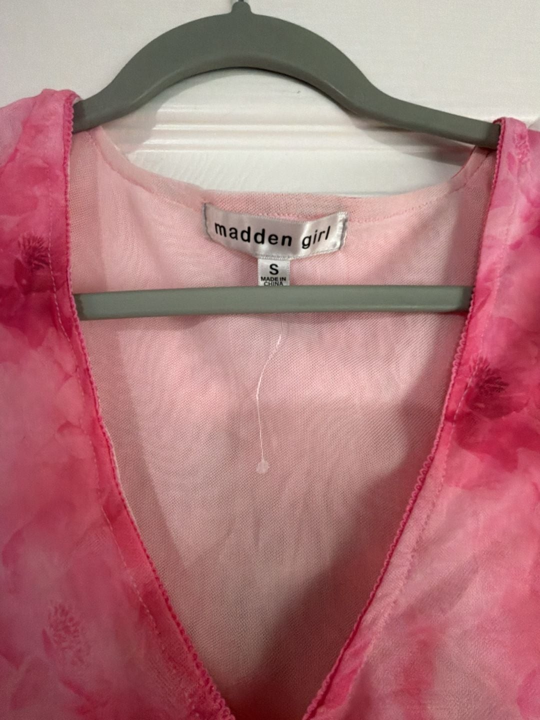 Madden Girl Pink Floral Mesh Asymmetric Peplum Top