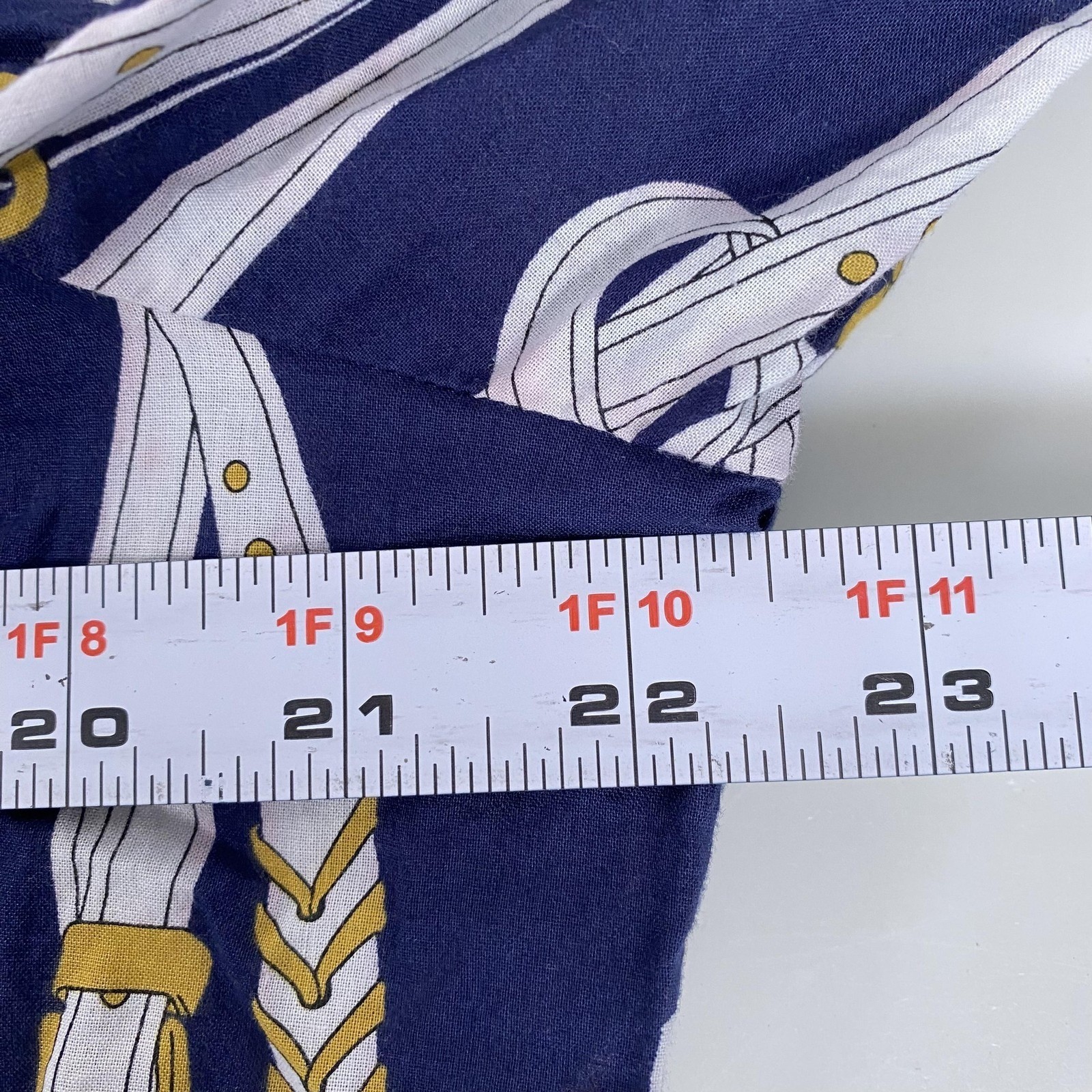 Robert Graham Shirt Womens Large Blue White Gold Striped Belt Chain Print Cotton