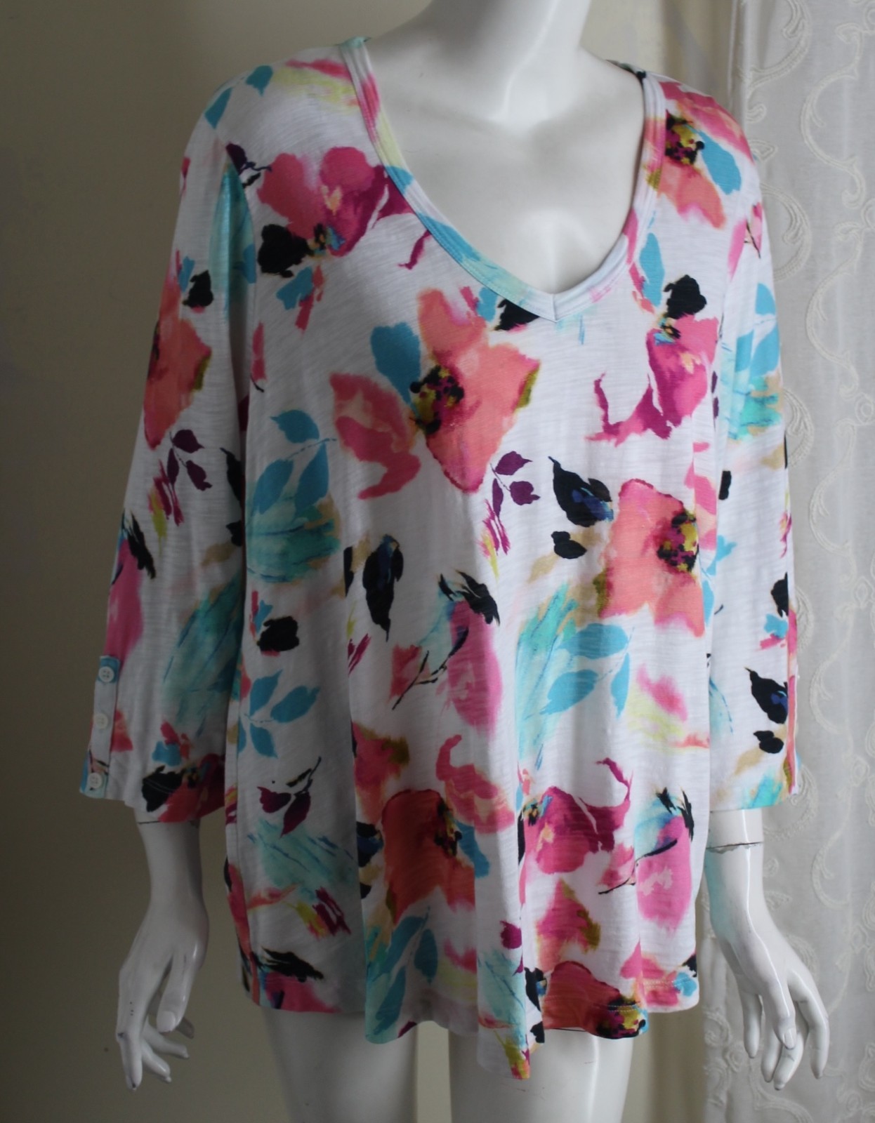 Chico’s Sz 3 XL Watercolor Floral Pink Blue V-Neck Cotton Blouse Shirt Top Funky