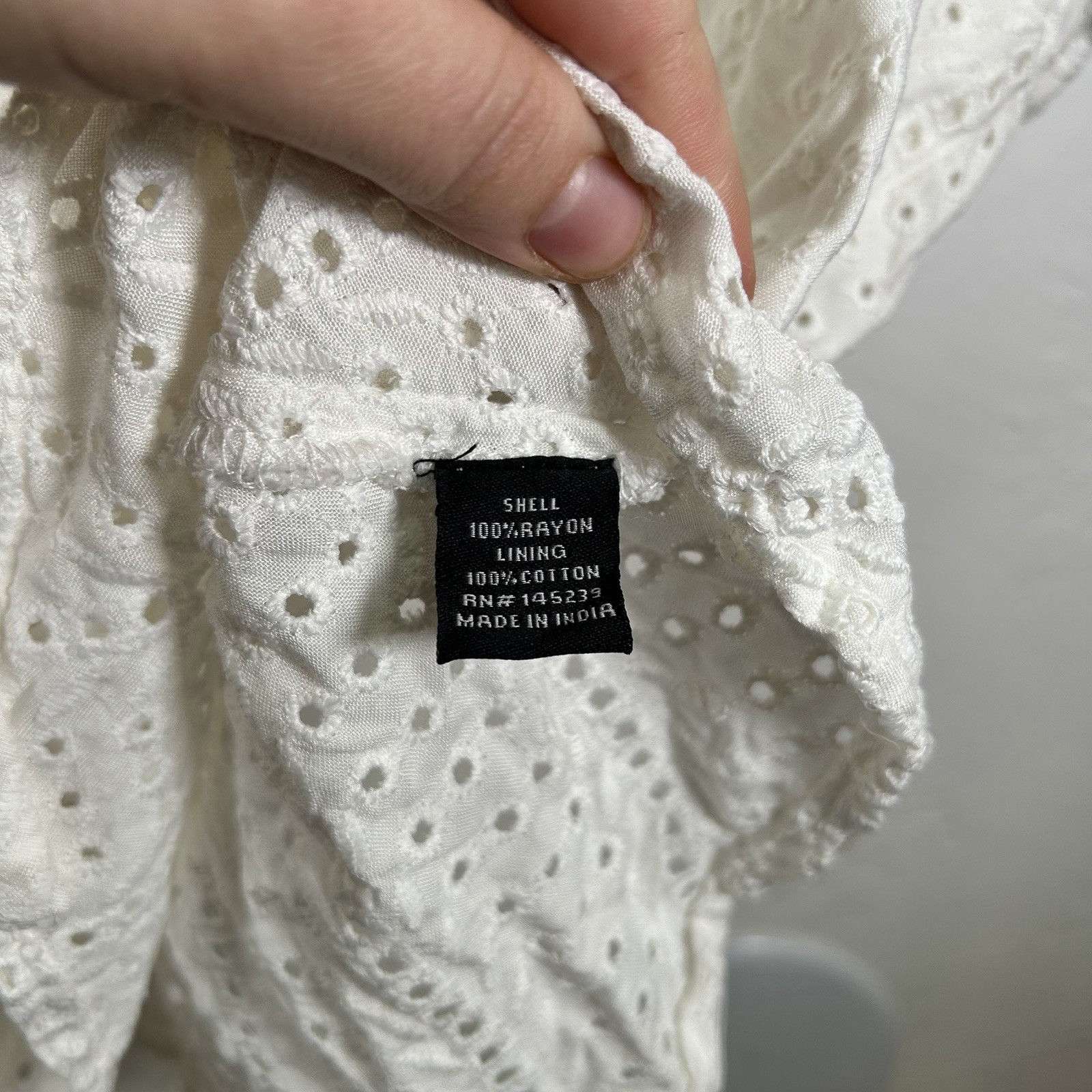 Style Envy Medium White Eyelet Wrap Boho Beach Cottagecore Feminine Peasant