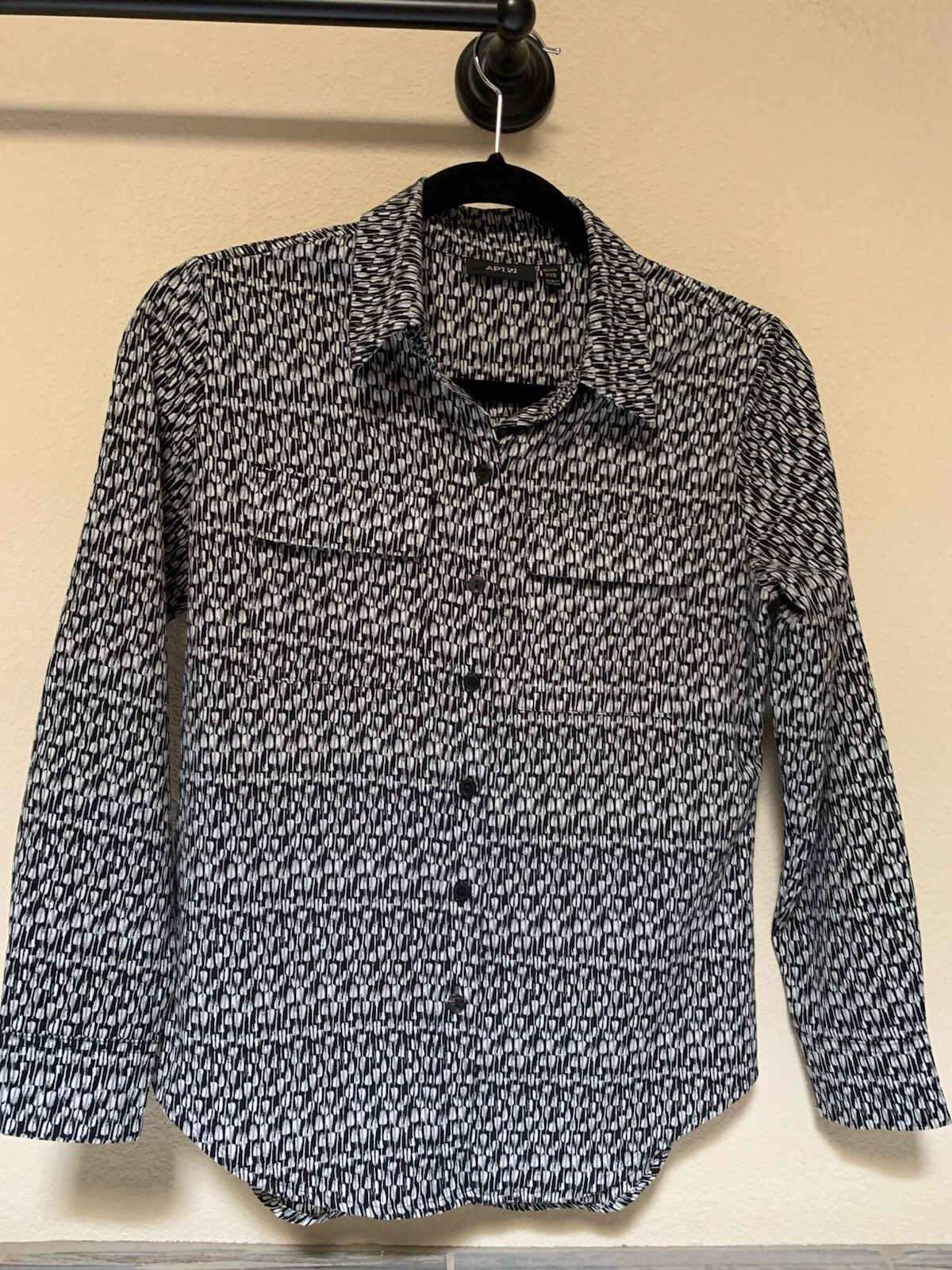Apt. 9 Women’s Petite Blouse Size XSP PXS Black White Utility Button Up Shirt