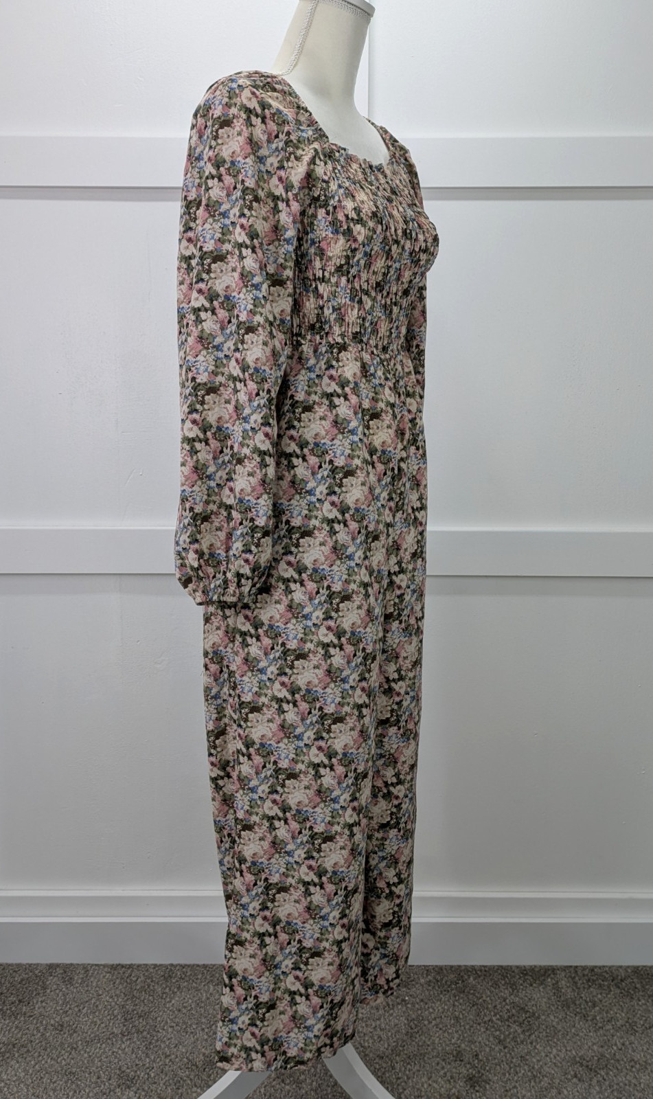 Hayden LA Floral Jumpsuit Womens Small Smocked Wide Leg Boho Flowy