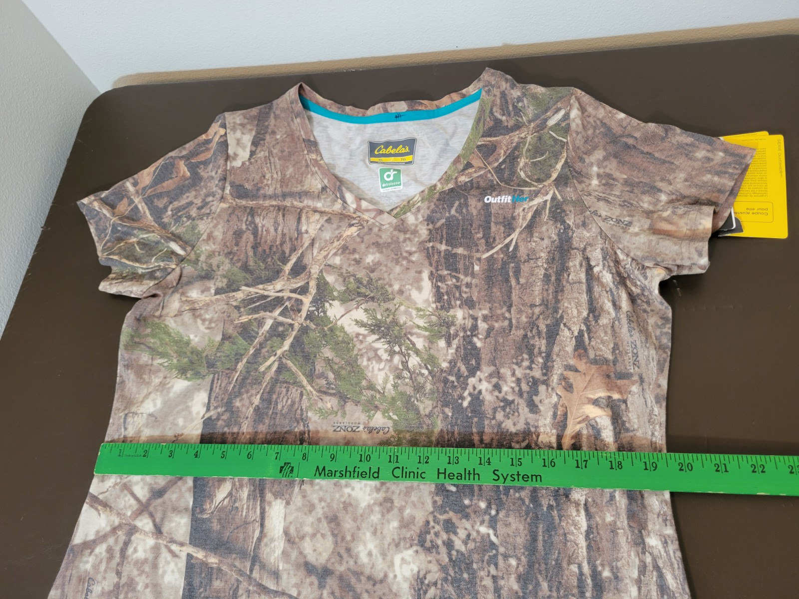 Cabela’s Womens Xlarge Xl Vneck Camo Tshirt Nwt Top Blouse Hunting Hiking