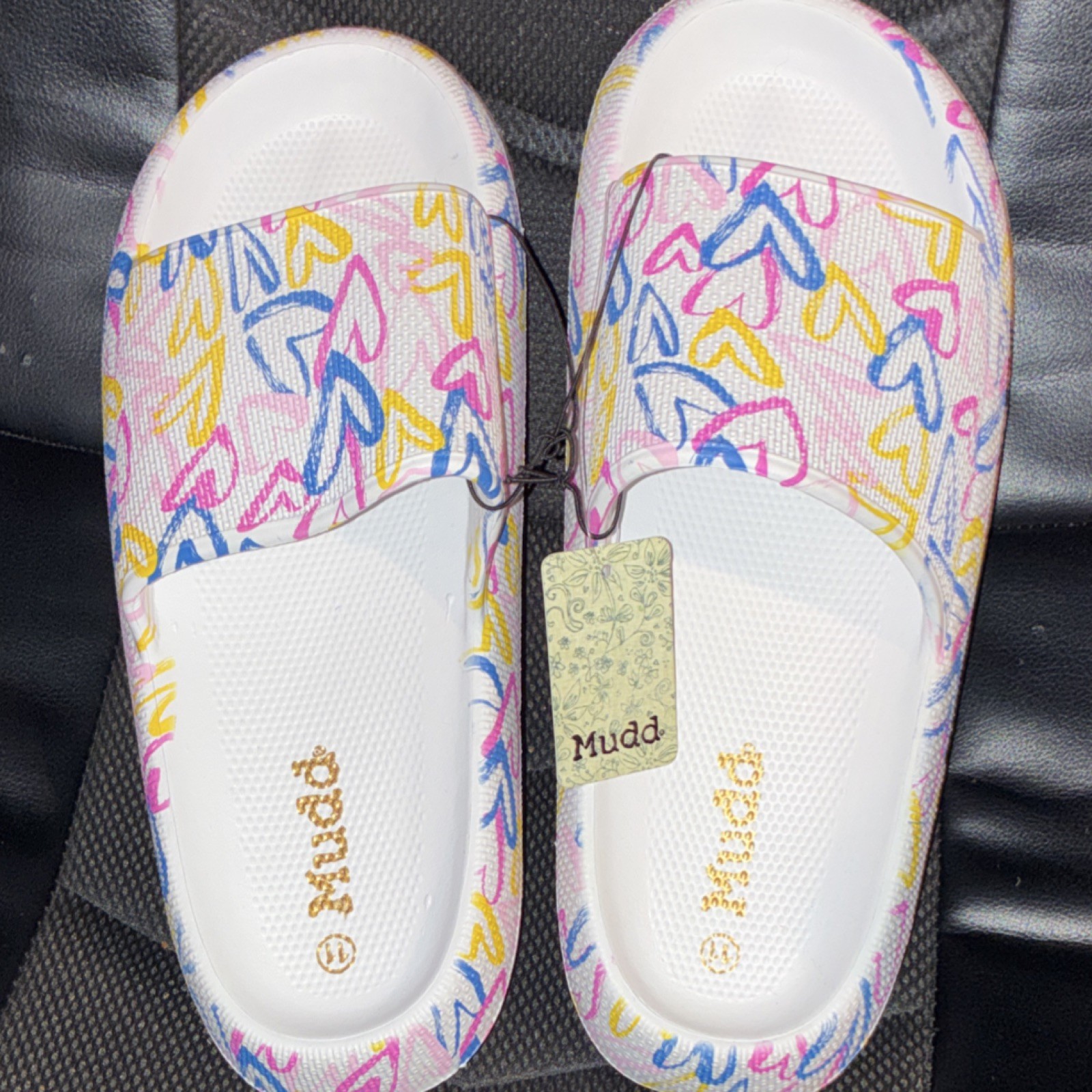 Mudd Women’s Slide Sandals White Multicolor Heart Print Slip On US 11