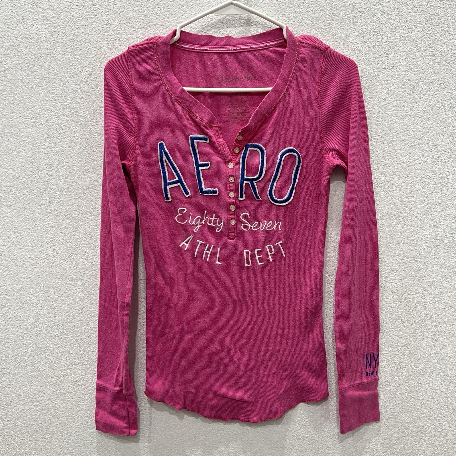 Aeropostale Vintage Y2K Womens Pink Ribbed Henley Top Bella Swan Spell Out M