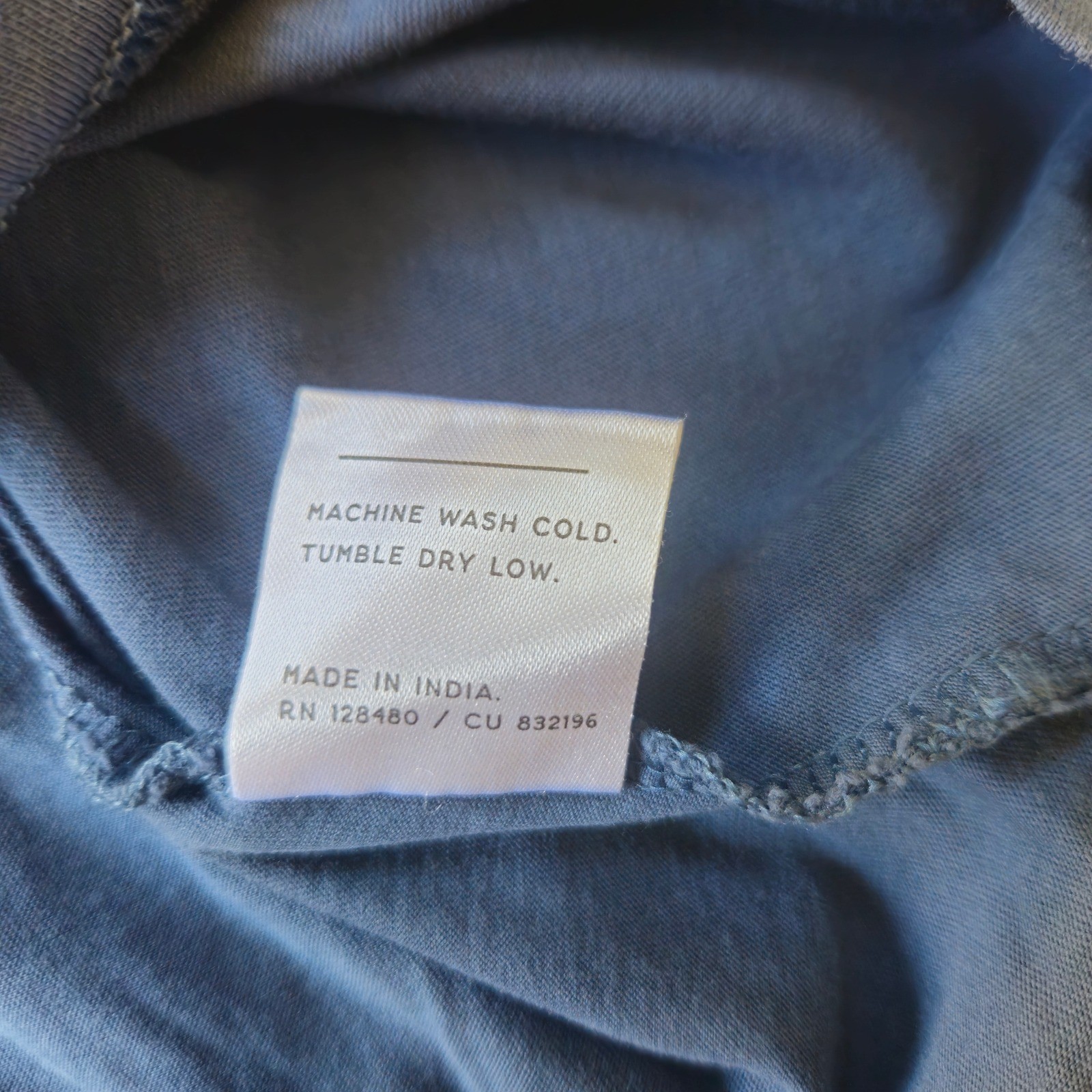 PACT Organic Cotton Crew Neck Shirt Blue Capsule Wardrobe Minimalist Staple EUC