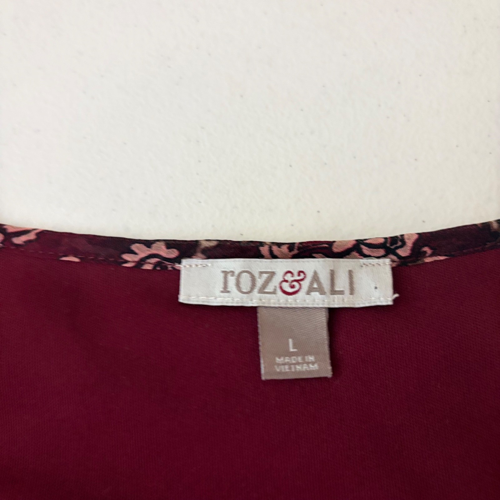 Roz & Ali Blouse Women’s Large Round Neck Red Boho Cap Sleeve Top Shirt