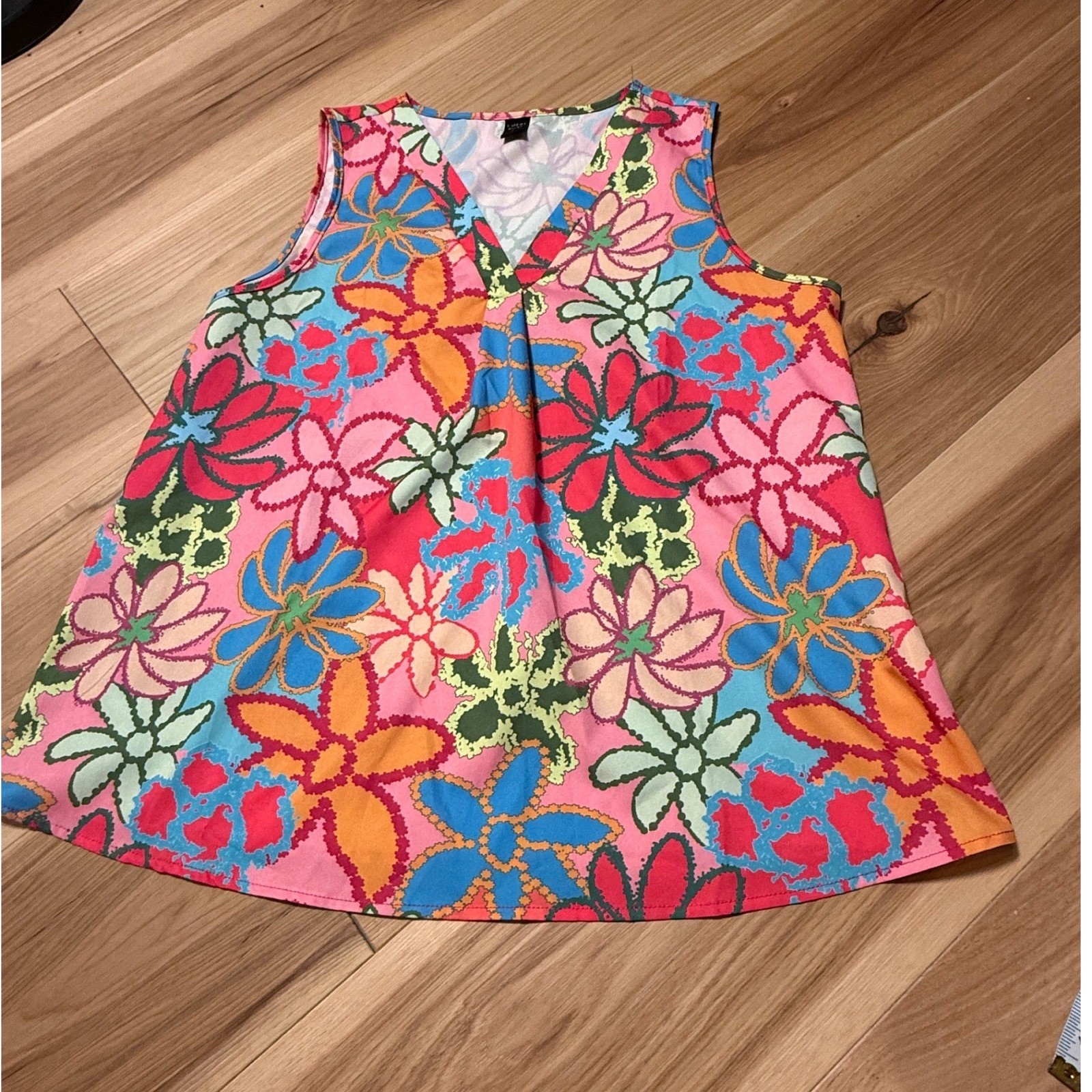 Emery Rose Sleeveless Tunic Women Size M Pink Boho Floral V-Neck Flowy Top