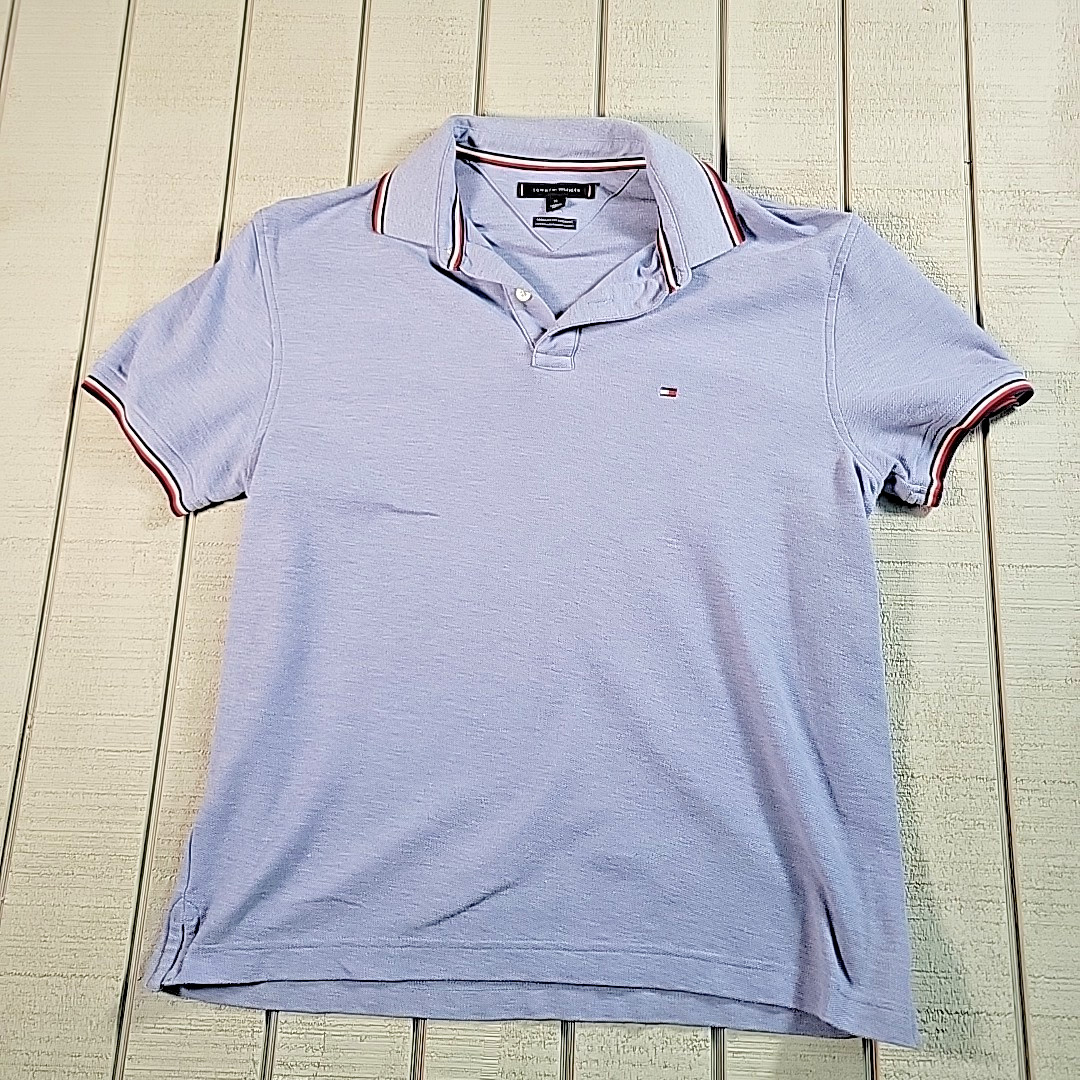 Tommy Hilfiger Polo Shirt Women’s Size Medium Wicking Light Blue Top Daily Dress