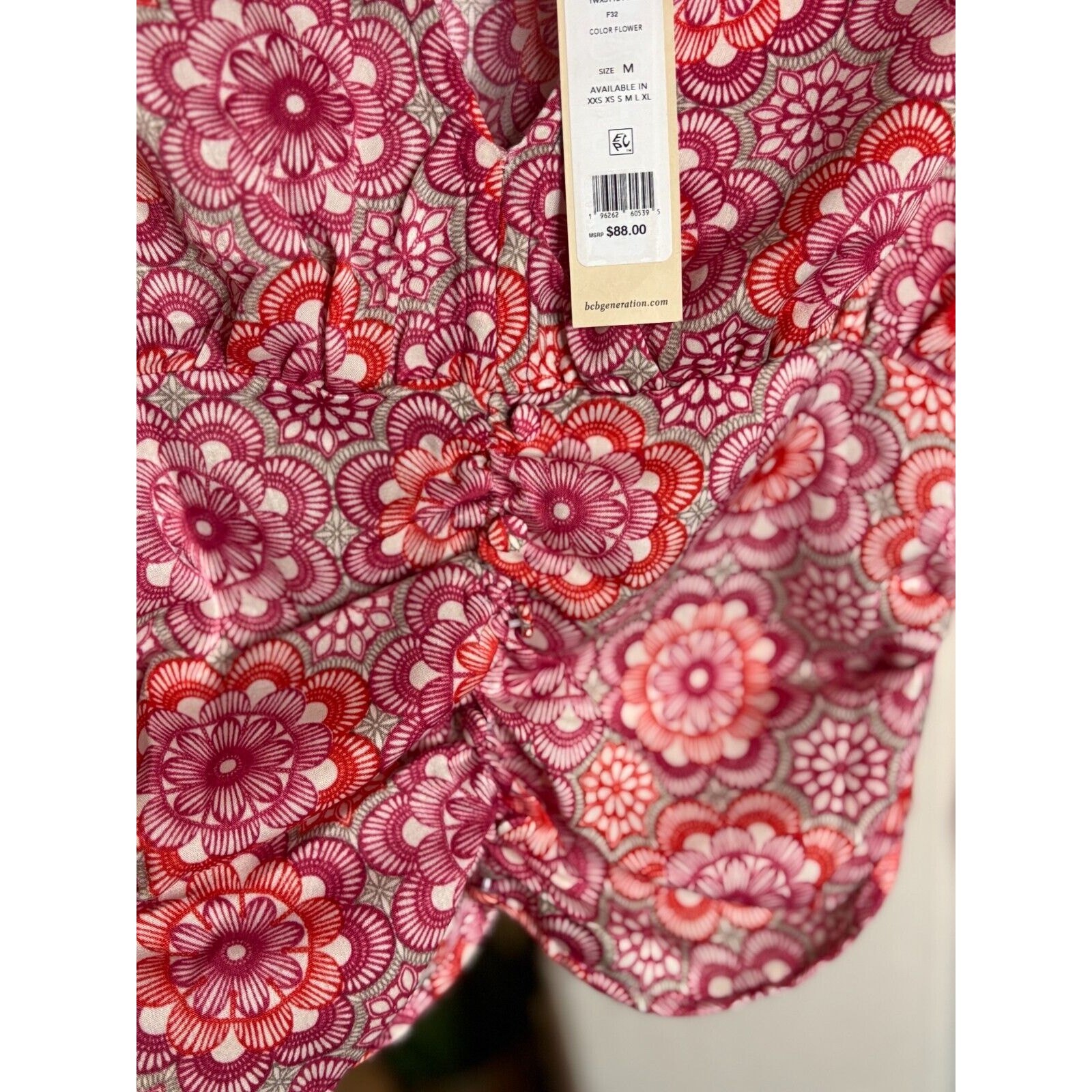 BCBGeneration Long Sleeve Top Fitted V Neck Cropped Blouse NEW M
