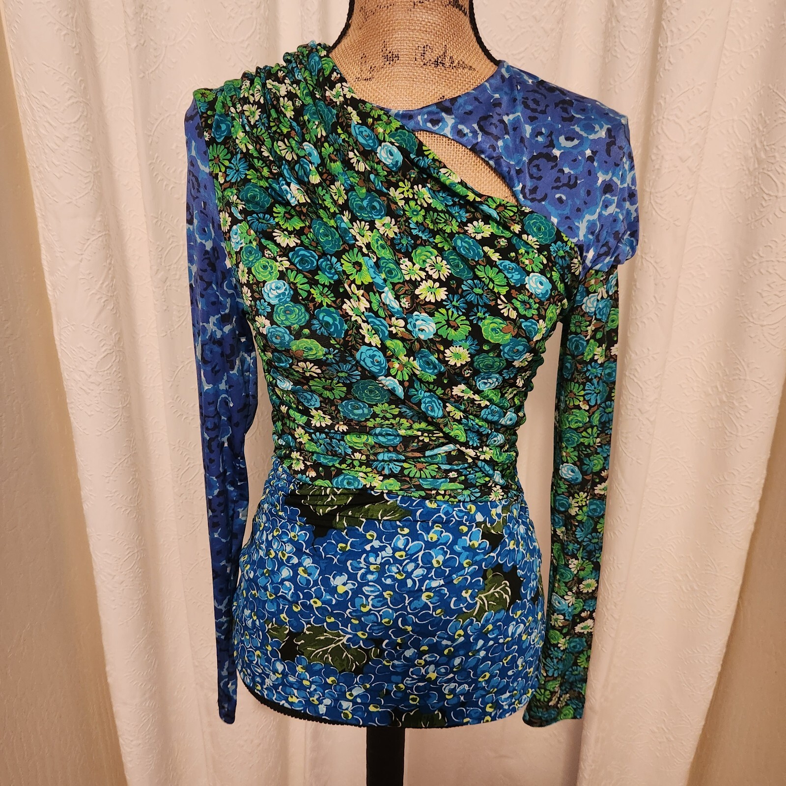 Zara Women’s S Blue & Green Floral Draped Long Sleeve Pleated Ruched Top