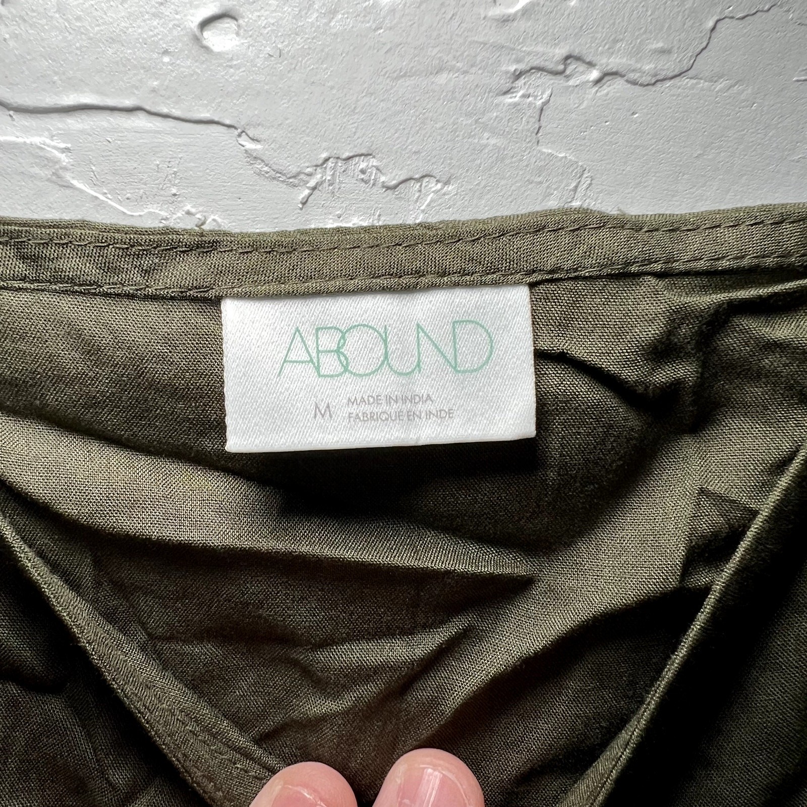 NWT Abound olive green button crop top tank womens medium trendy boho chic