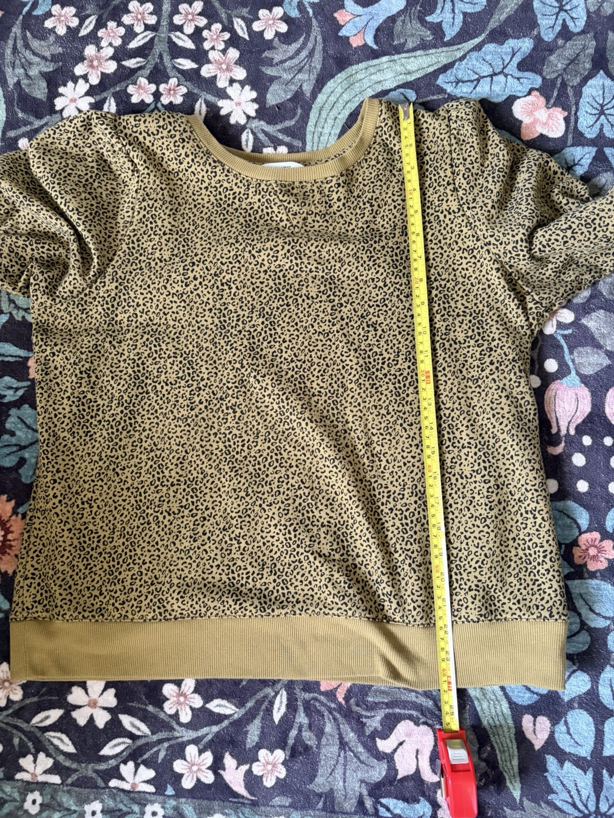 Nine West Women’s XXL Tan/Black Animal Print Crew Neck Puff Sleeve Sweatshirt
