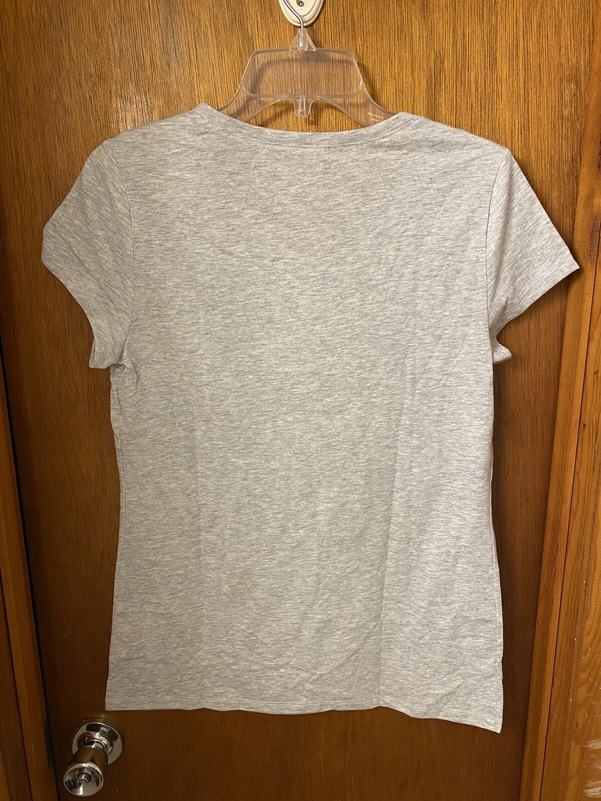 Light Grey Heather No Boundaries Short Sleeve Tee size L. New With Tags