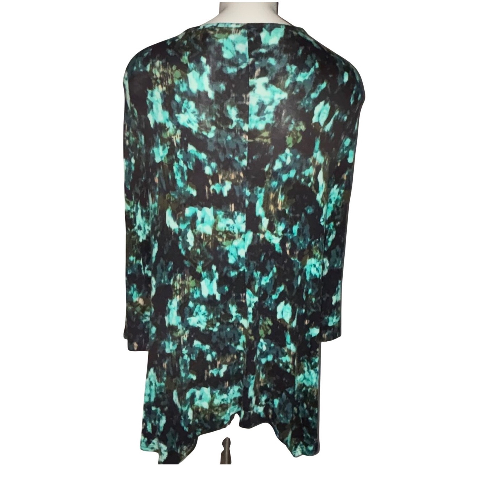 Covington Woman Teal Black Abstract V-Neck Sharkbite Hem Tunic Top 2X 3/4 Sleeve