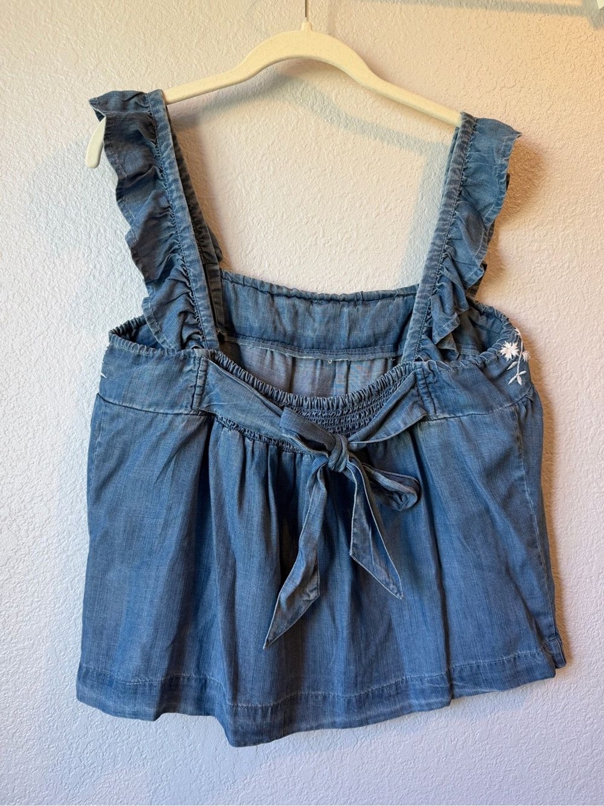 Harper Heritage Embroidered Chambray Tank Top, EUC, XL